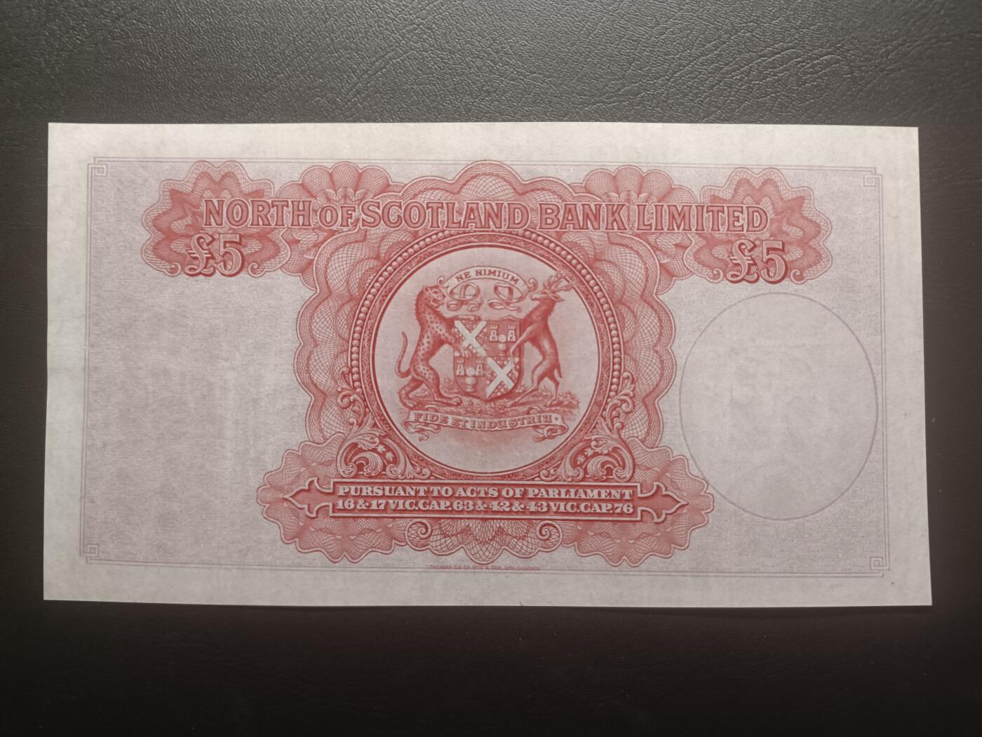 2025十一月第三期，总201期 苏格兰北方银行1940年5镑流通好品XF，阿伯丁大教堂和银行徽章，极稀有作为已不存在的银行在战前发行的中高面值品种