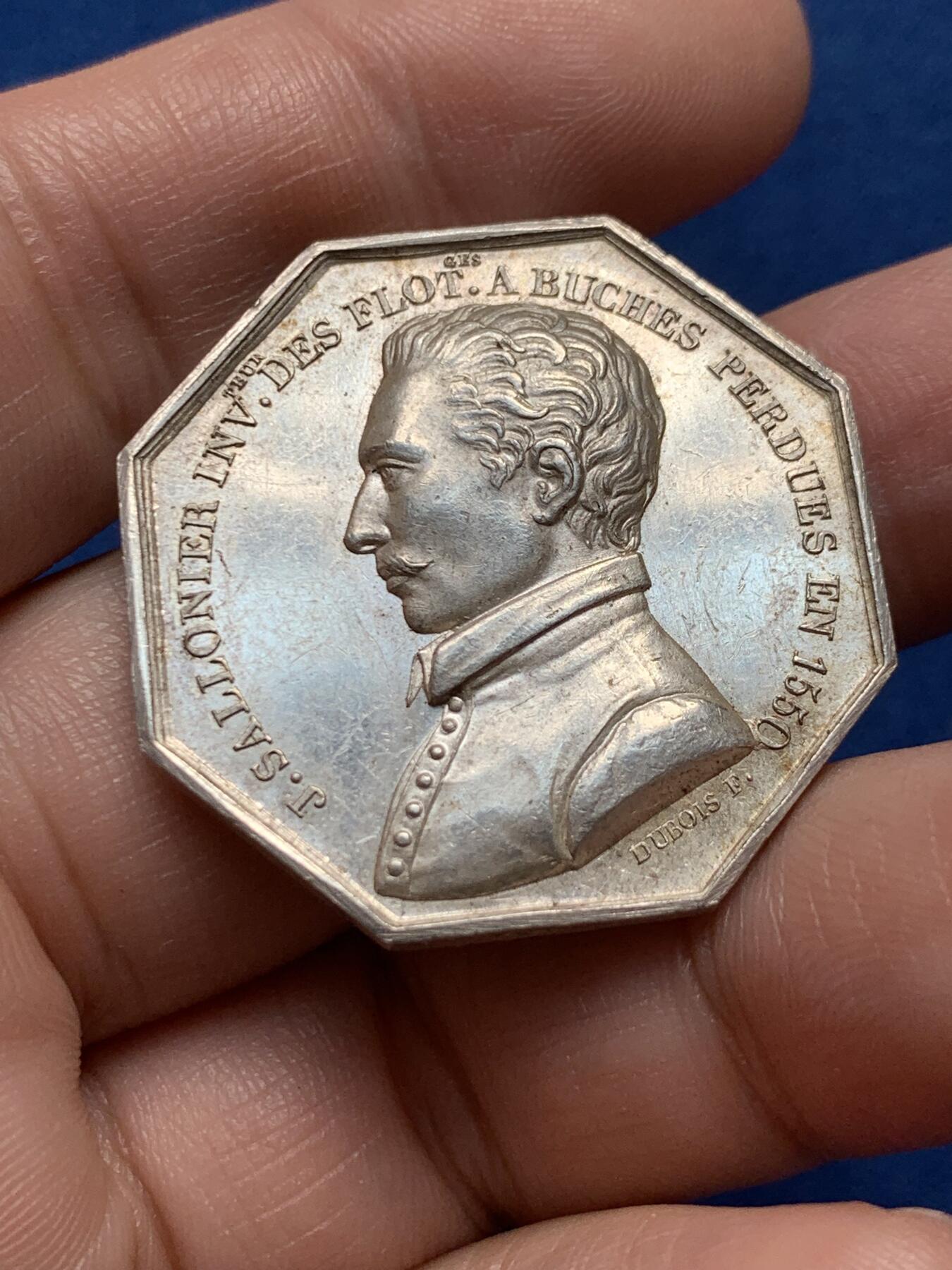 《竞宝斋》第436场 周日，周一2场连拍 （全场包邮） 巴黎浮木发明家沙隆尔头像(墨丘利监工)八角银质代币，33MM，17克，油灯边铭