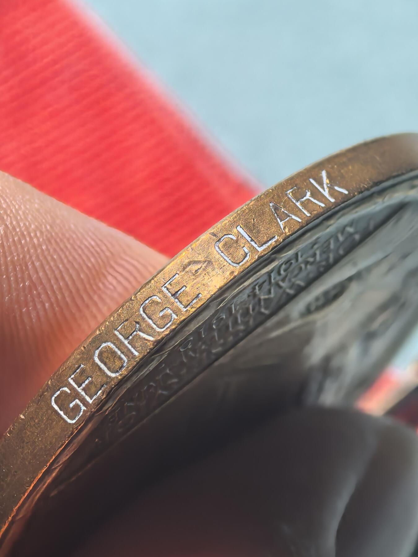 盛世勋华——号角文化勋章邮票专场拍卖第287期 英国一战商船运输奖章 带刻名 授予一战期间冒着德国潜艇攻击风险在上海运输的商船船员，少见品种