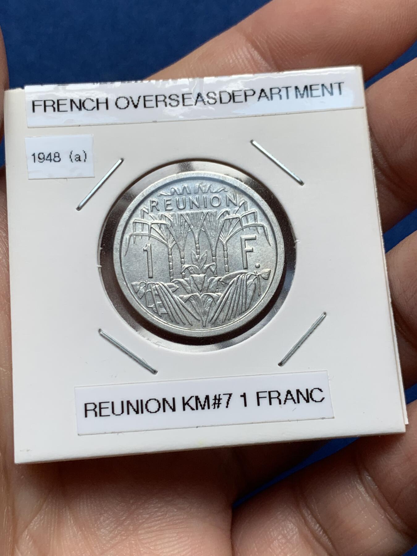 《竞宝斋》第436场 周日，周一2场连拍 （全场包邮） 三枚一组 法属留尼旺1948-55年1、2、5法郎，历七十余年风霜铝币保存不易，这套保存得不错 细节见图