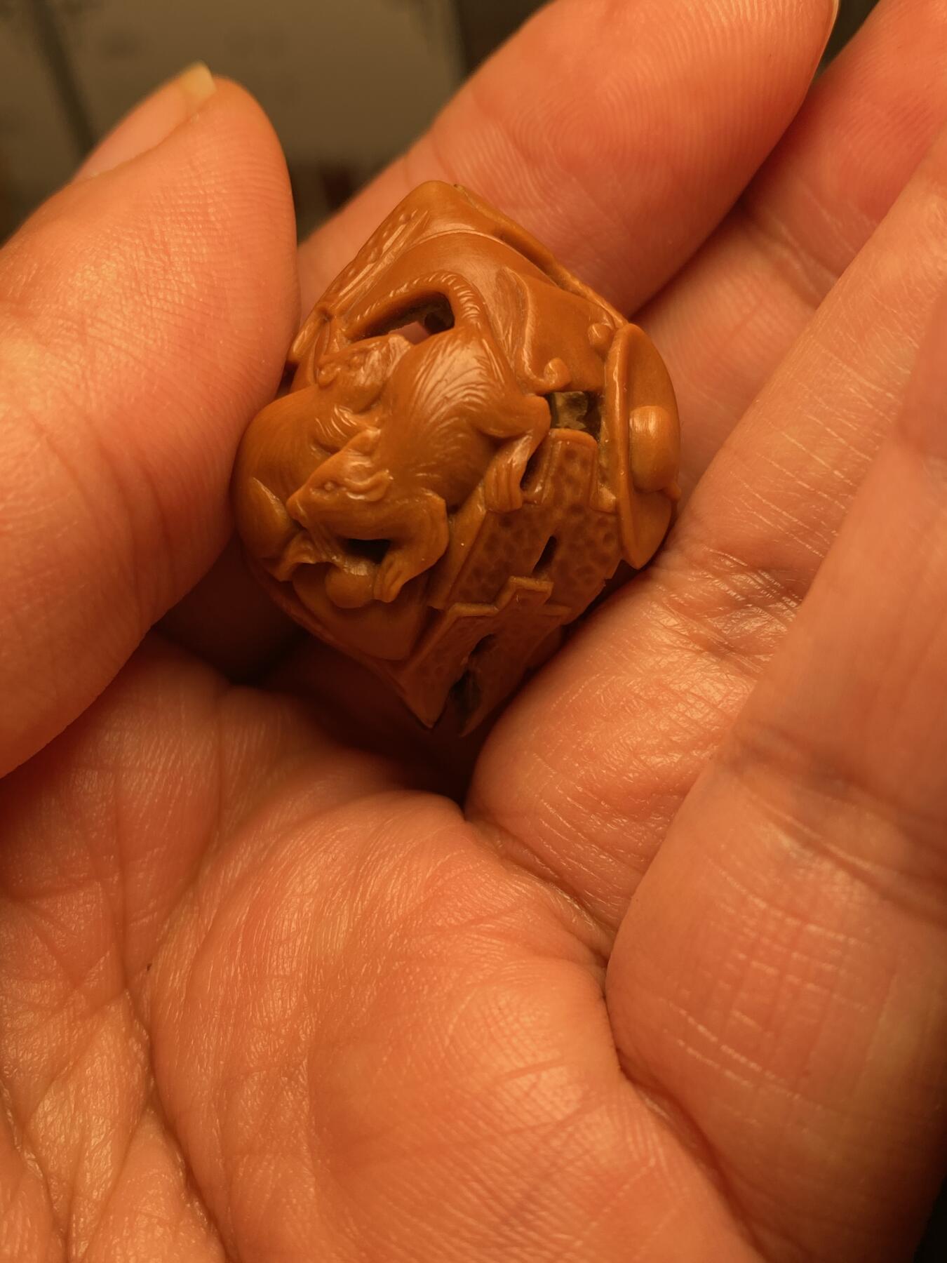 大佬都在看的苏工核雕捡漏价