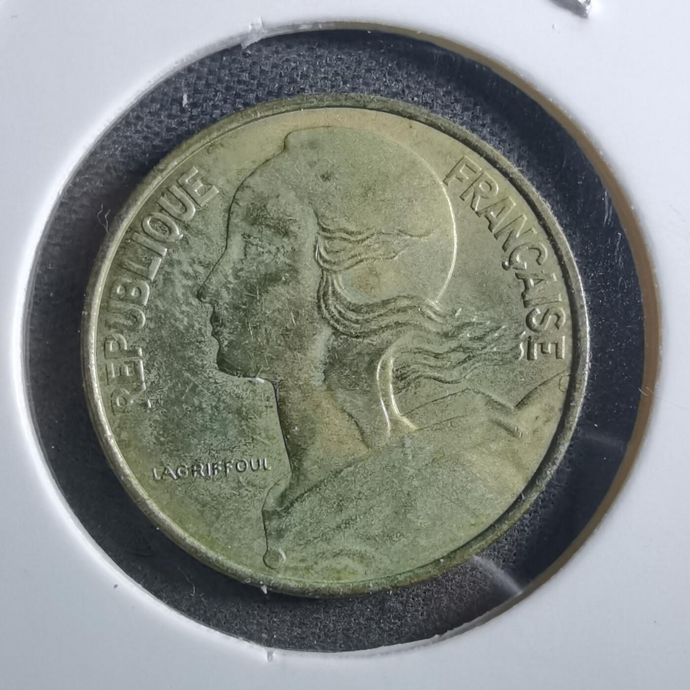 沼泽如烟--第897场 法国1976年十分