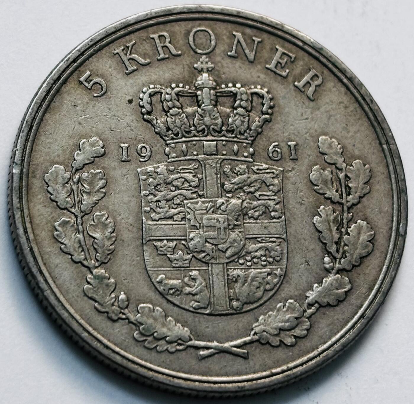 文馨钱币收藏第 280 场， 长期接收代拍品 好品 1961 年丹麦佛雷德里克九世国王 5 克朗，第一版