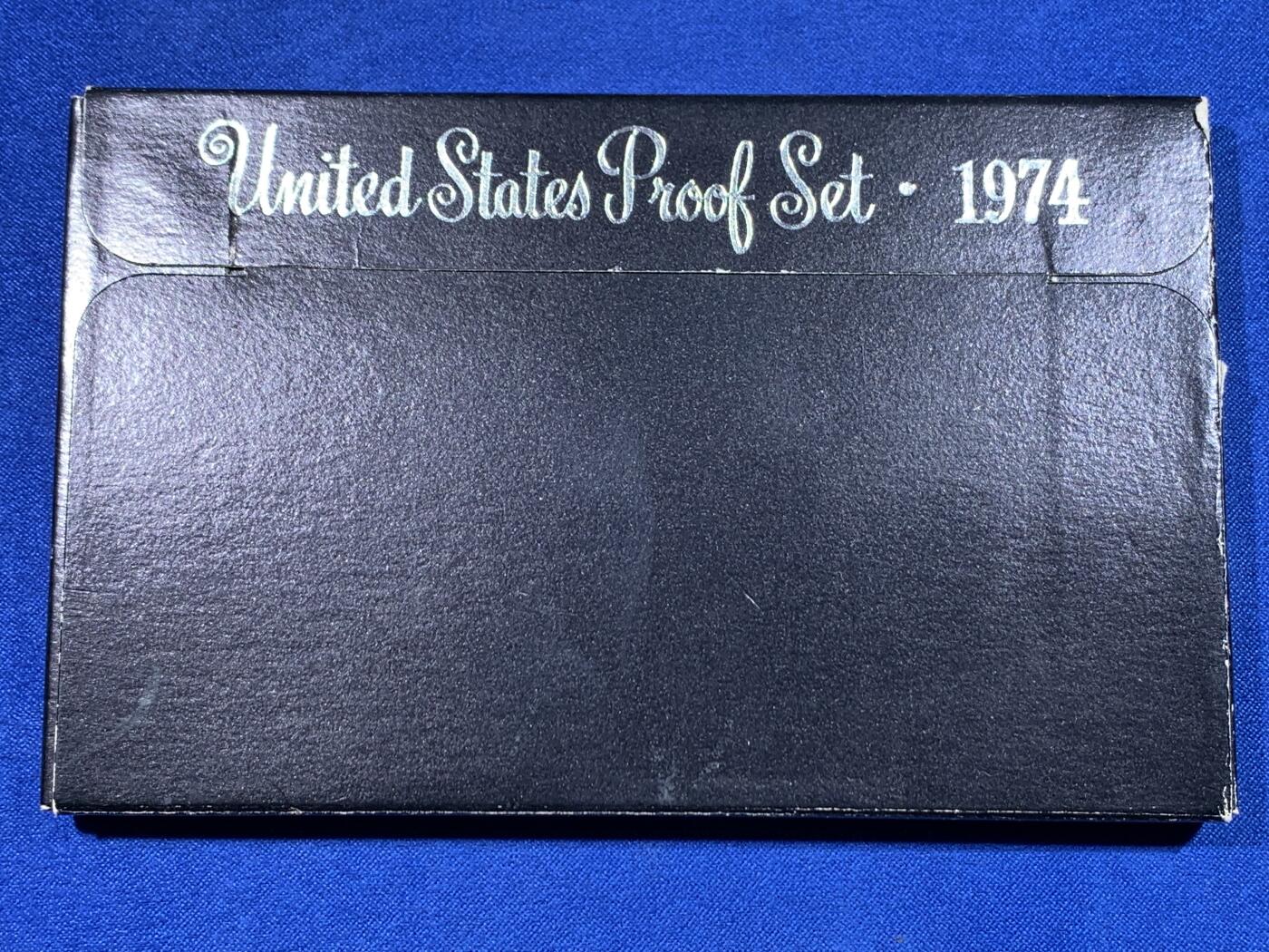 《竞宝斋》第436场 周日，周一2场连拍 （全场包邮） 美国1974年官方精制套币 含艾克大一元精制币！