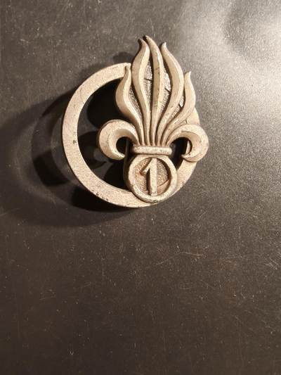 老王徽章第162期 - 法国外籍军团第1步兵团贝雷帽徽