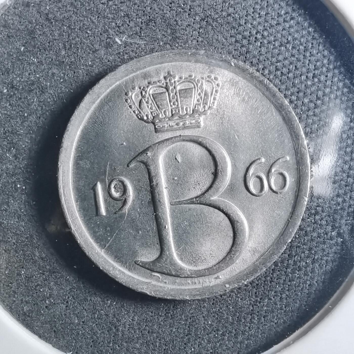 沼泽如烟--第896场 比利时1966年25分