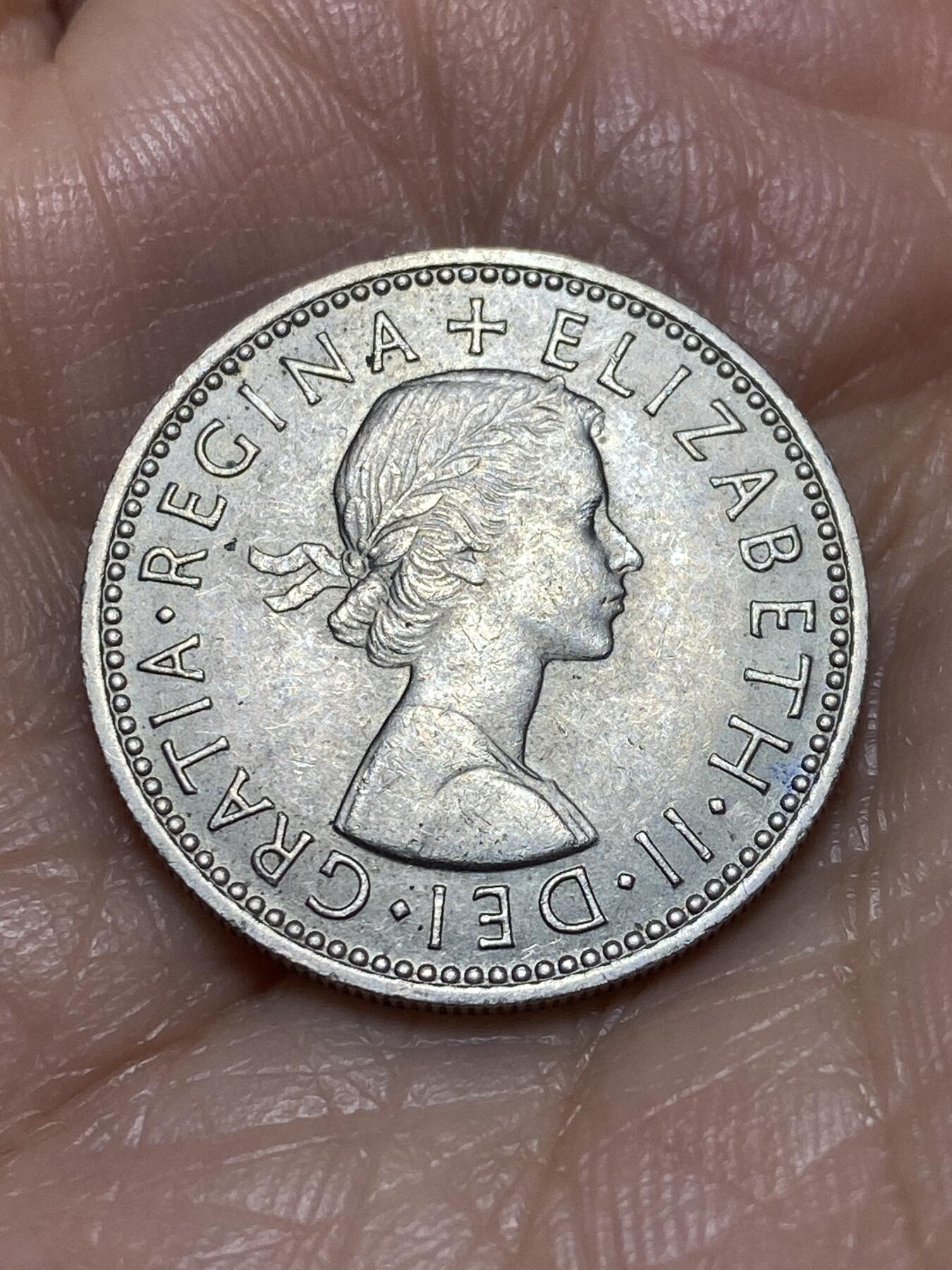 2025年第一百二十六场(总第一百五十二场）外国好品散币(免佣金) 英国🇬🇧1964年1先令(伊丽莎白二世青年桂冠第二版，英格兰盾徽版)