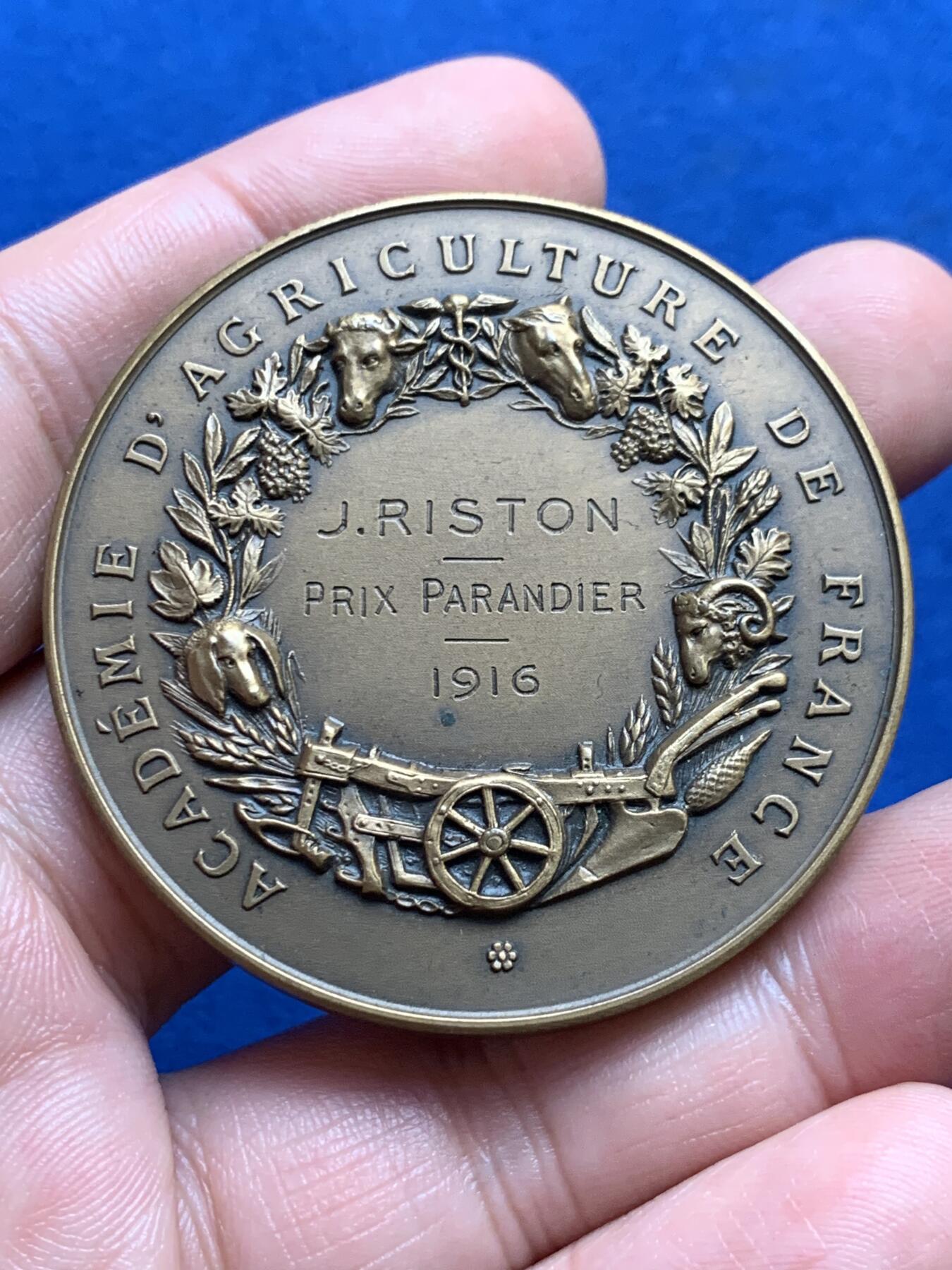 《竞宝斋》第436场 周日，周一2场连拍 （全场包邮） 法国农业播种者铜章 67.7克 50.2mm 铜标边铭 带盒