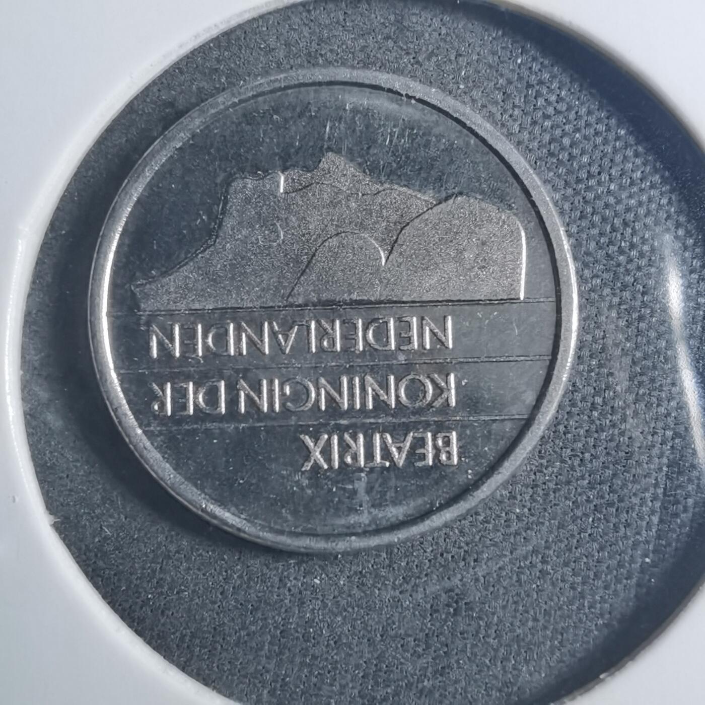 沼泽如烟--第896场 荷兰2000年25分