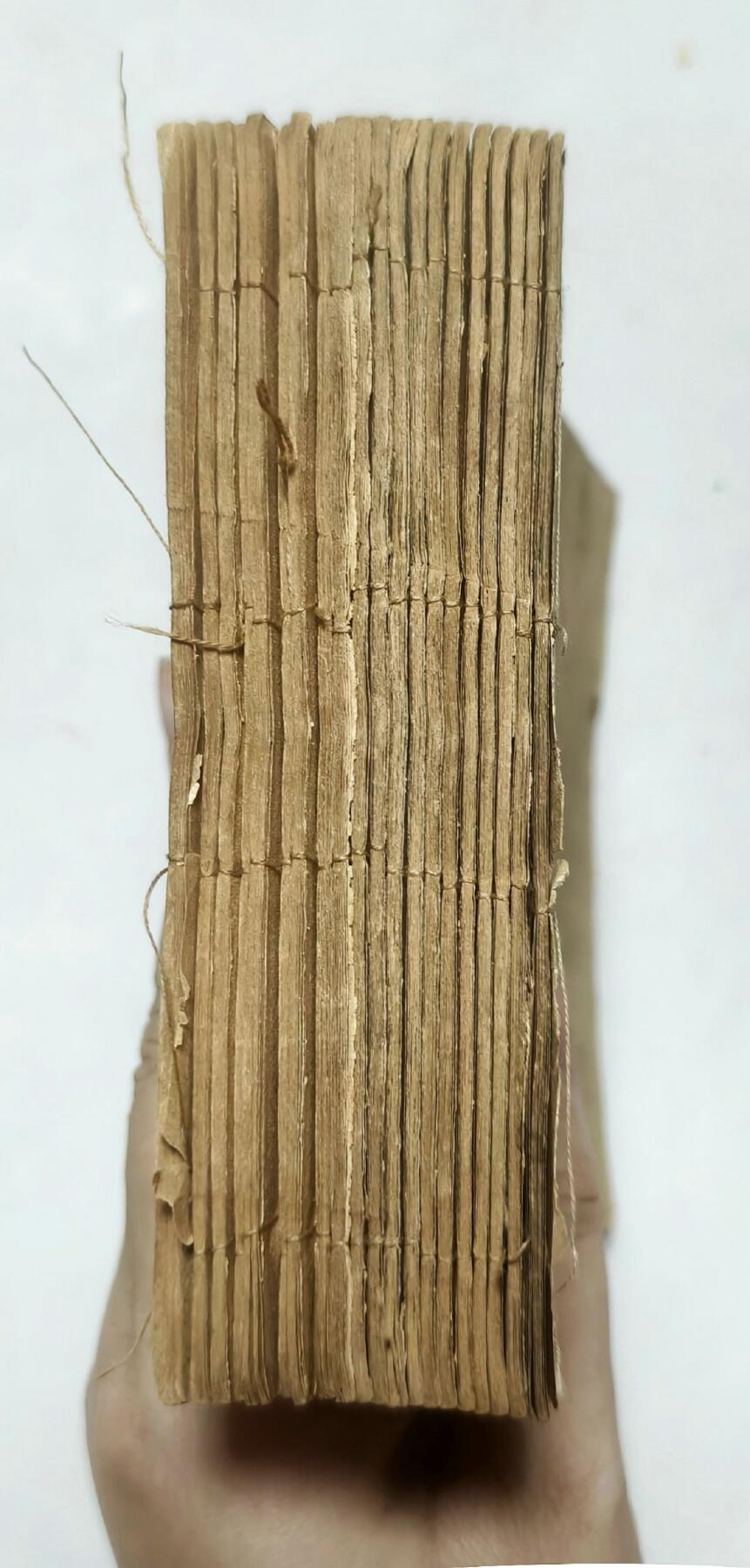 2025年吉藏纸杂文献秋季专场拍卖会 民国时期上海泰兴书局出版《七擒孟获》线装连环画一套二十本（少见，品相佳） 14.8×12.8×0.2cm×20