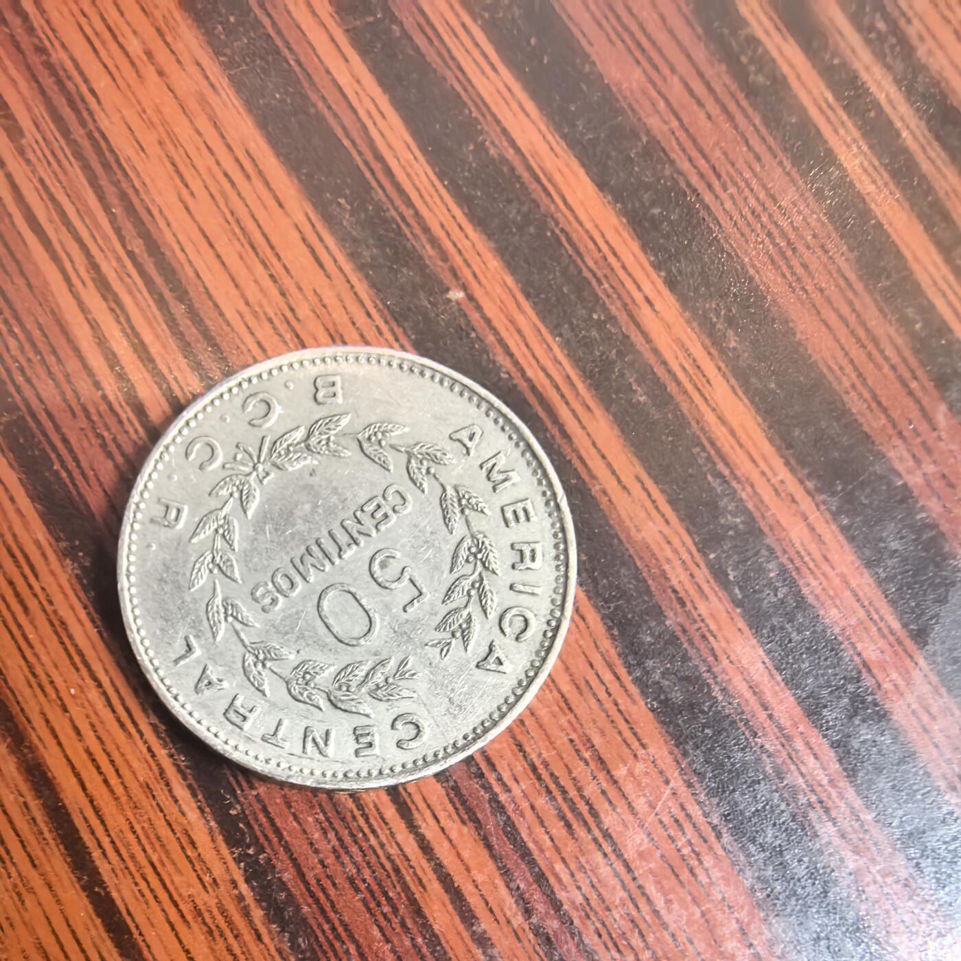 泡泡币外币第二十六场可代拍15038385335微信 哥斯达黎加50分。