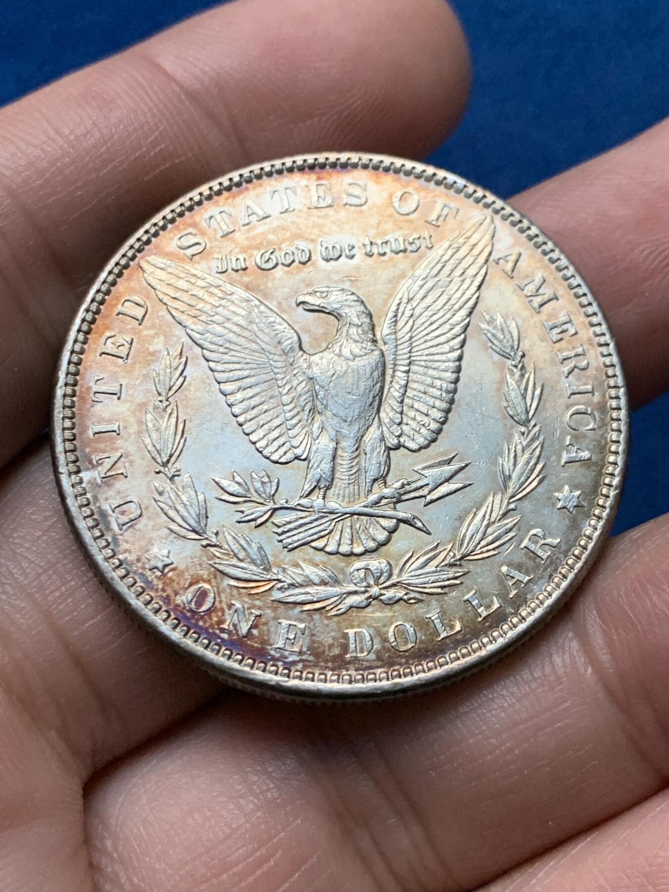 《竞宝斋》第436场 周日，周一2场连拍 （全场包邮） 美国1887年摩根银币 带彩 状态好