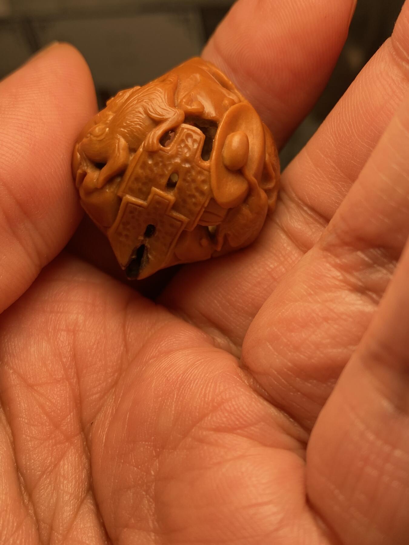 大佬都在看的苏工核雕捡漏价