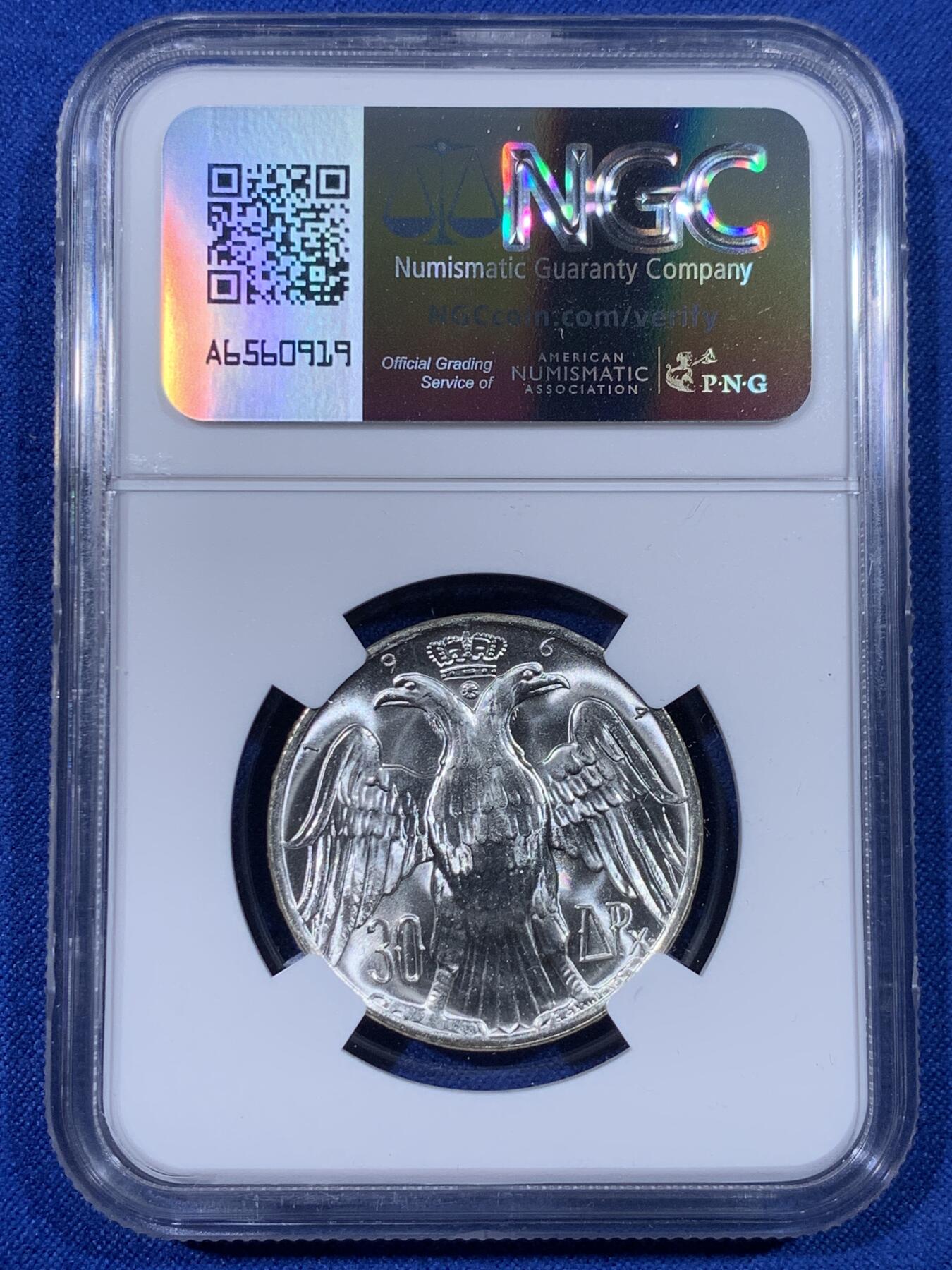 《竞宝斋》第436场 周日，周一2场连拍 （全场包邮） NGC MS66 希腊1964年康斯坦丁二世结婚纪念30德拉克马银币，原卷拆出品质，晃眼曝光状态，66分对于60年前的流通币来说基本算上限。