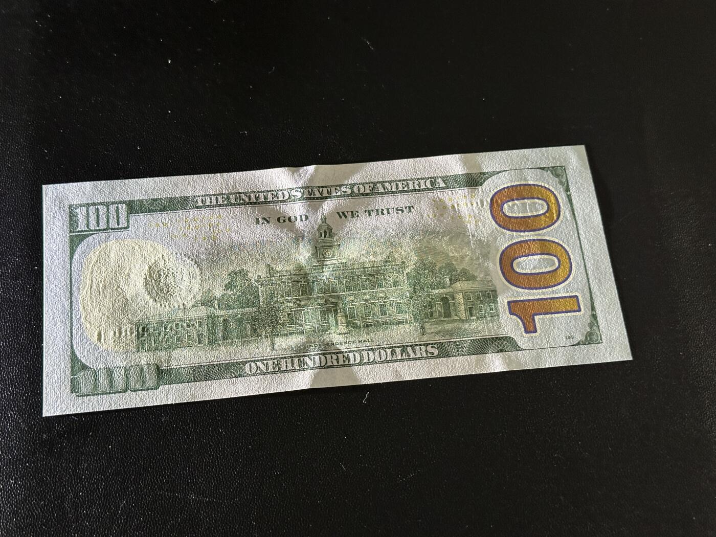 《外钞收藏家》第五百八十三期（精选场）（本期拍品丰富）（本平台长期征集拍品、欢迎藏友们联系合作） 2009年美国彩版100美元 全新UNC 222头豹子号444