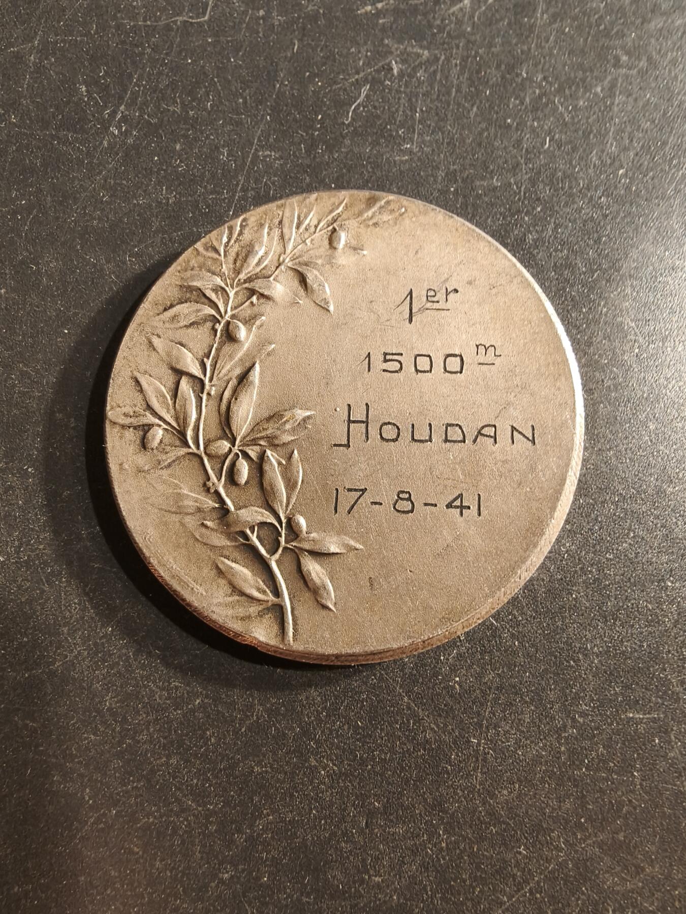 老王徽章第162期