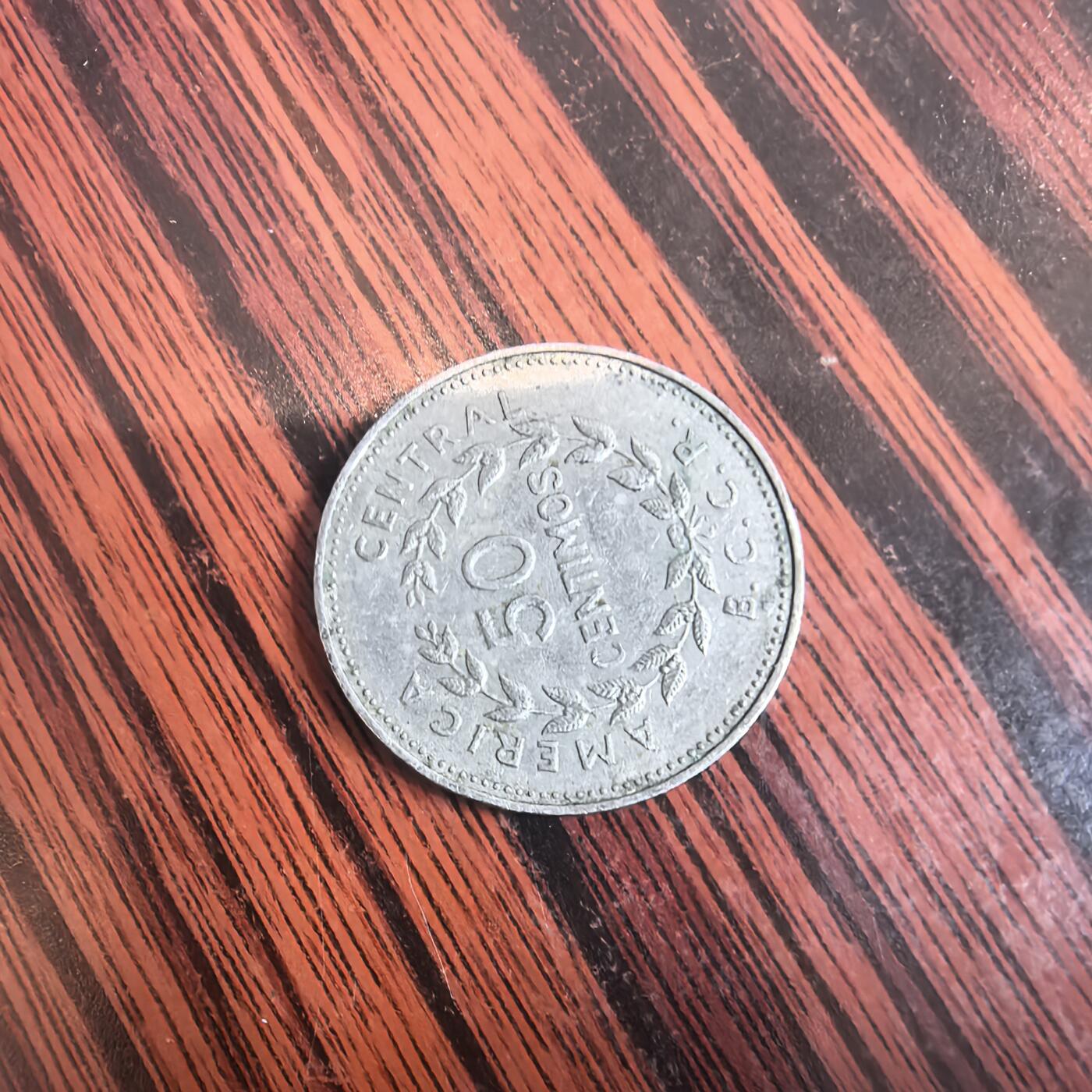 泡泡币外币第二十六场可代拍15038385335微信 哥斯达黎加50分。