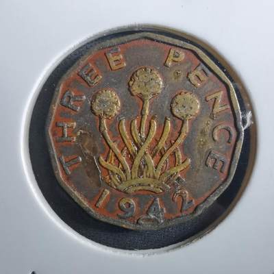 沼泽如烟--第897场 - 英国1942年3便士