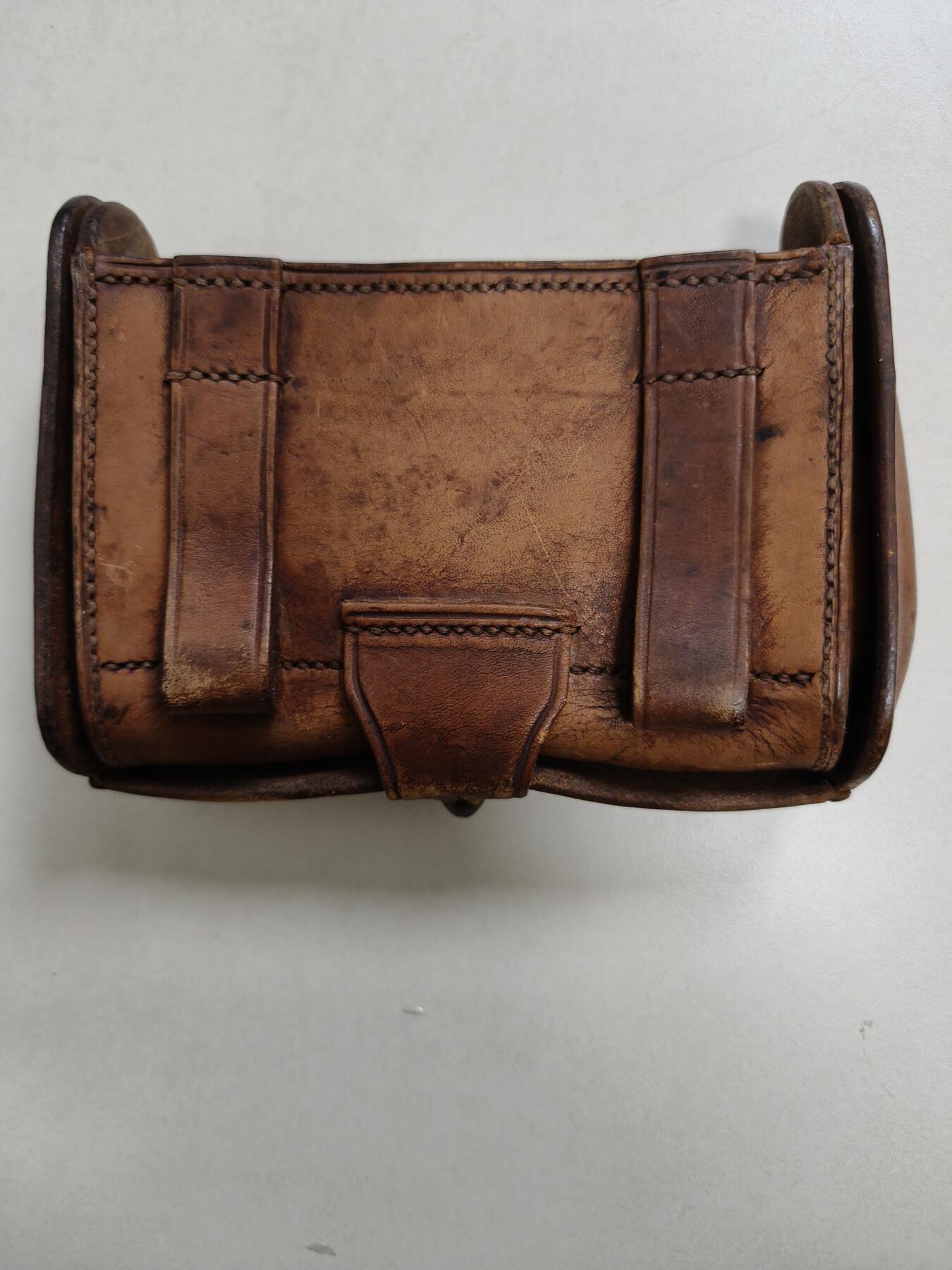 老王徽章第162期 美国弹包   一战前.45×70口径