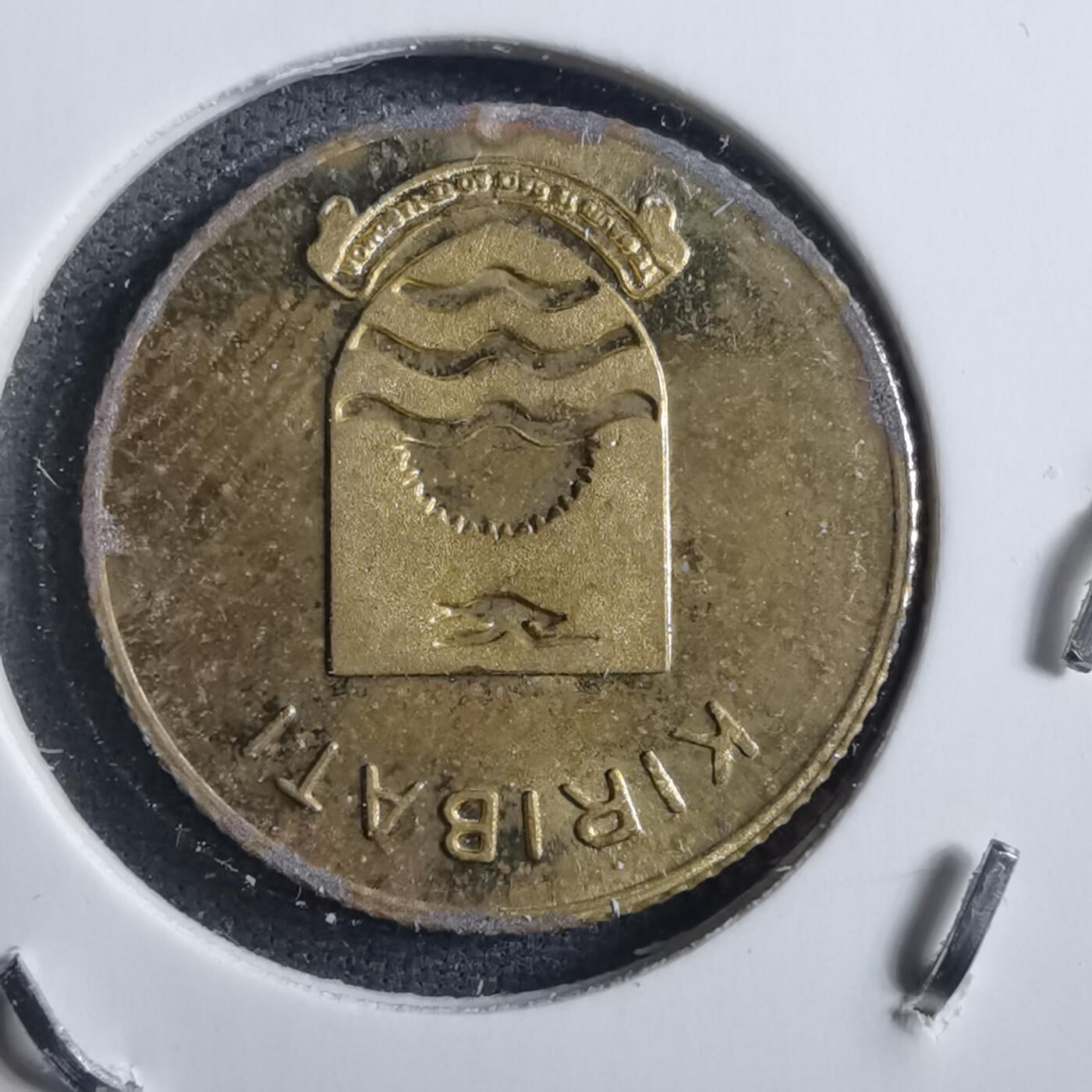 沼泽如烟--第898场 币形章非币