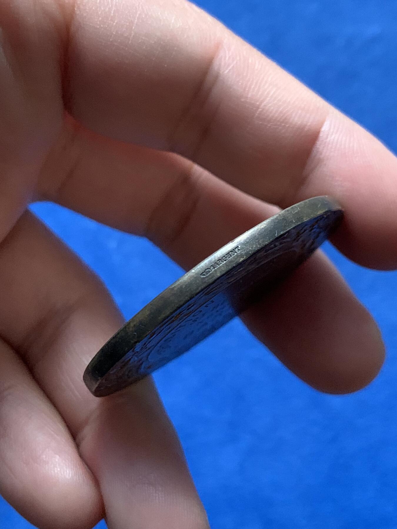 《竞宝斋》第436场 周日，周一2场连拍 （全场包邮） 1908年法国犬类博览会镀金银章 丰饶角1银标 44.25克 44mm