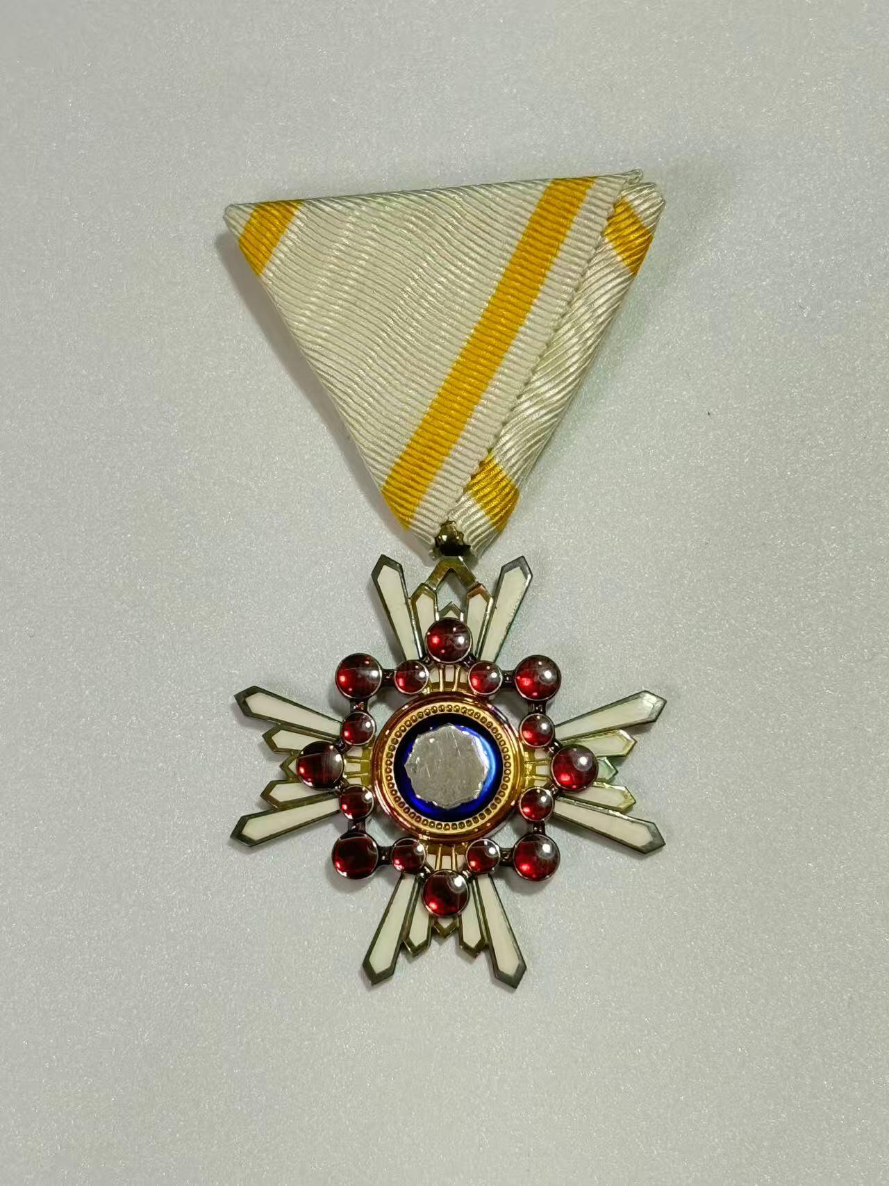 韵星假日精品2025秋季军品类拍卖会-- Rimey Holidays Boutique 2025 Autumn Militaria Sale 勋六等瑞宝章，战后版本