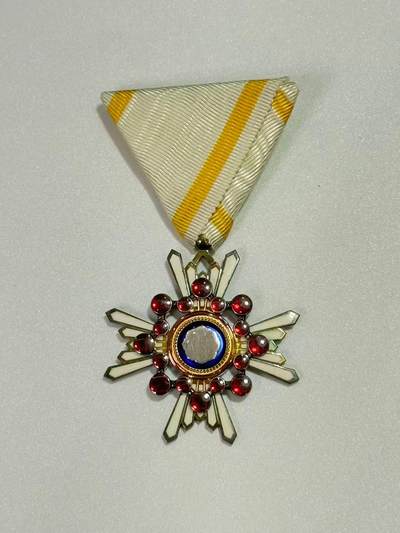 韵星假日精品2025秋季军品类拍卖会-- Rimey Holidays Boutique 2025 Autumn Militaria Sale - 勋六等瑞宝章，战后版本