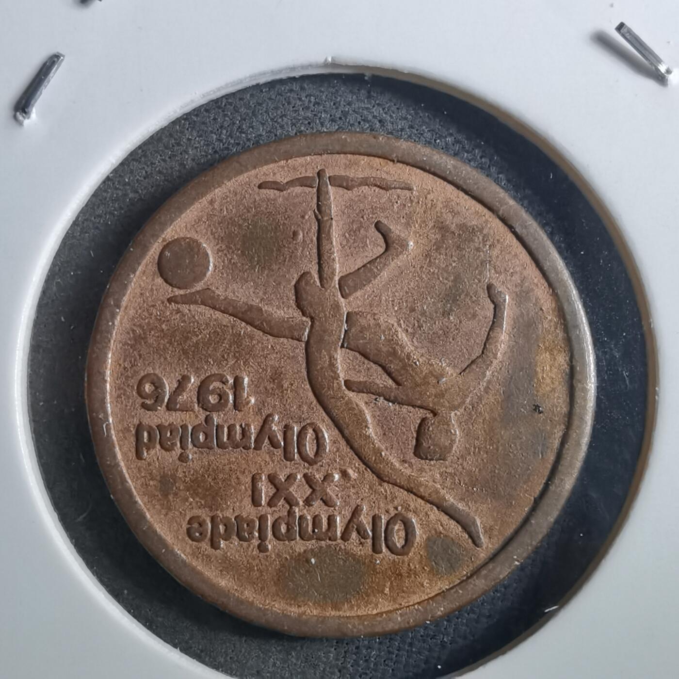 沼泽如烟--第897场 1976年奥运纪念章