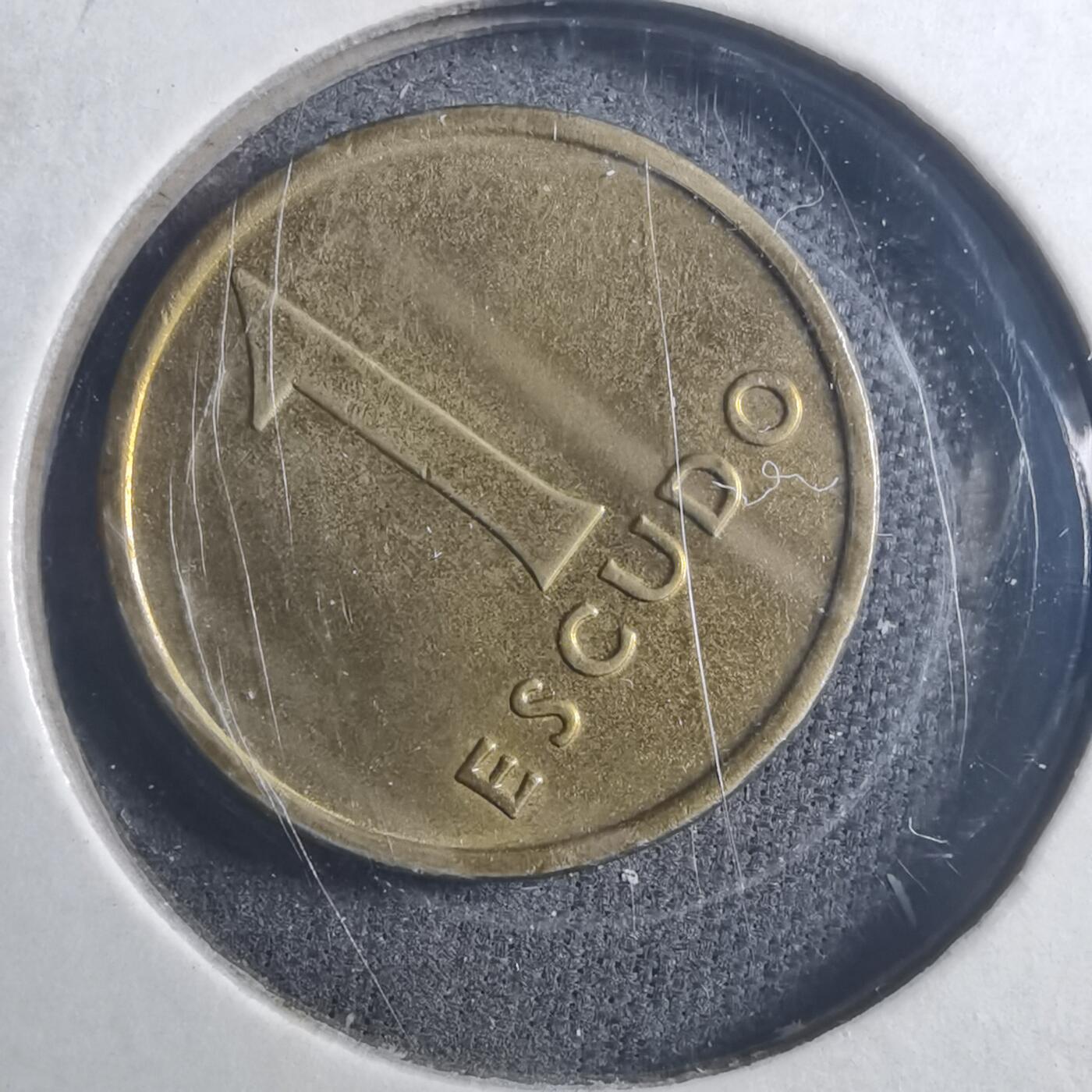 沼泽如烟--第896场 葡萄牙1982年1埃斯库多