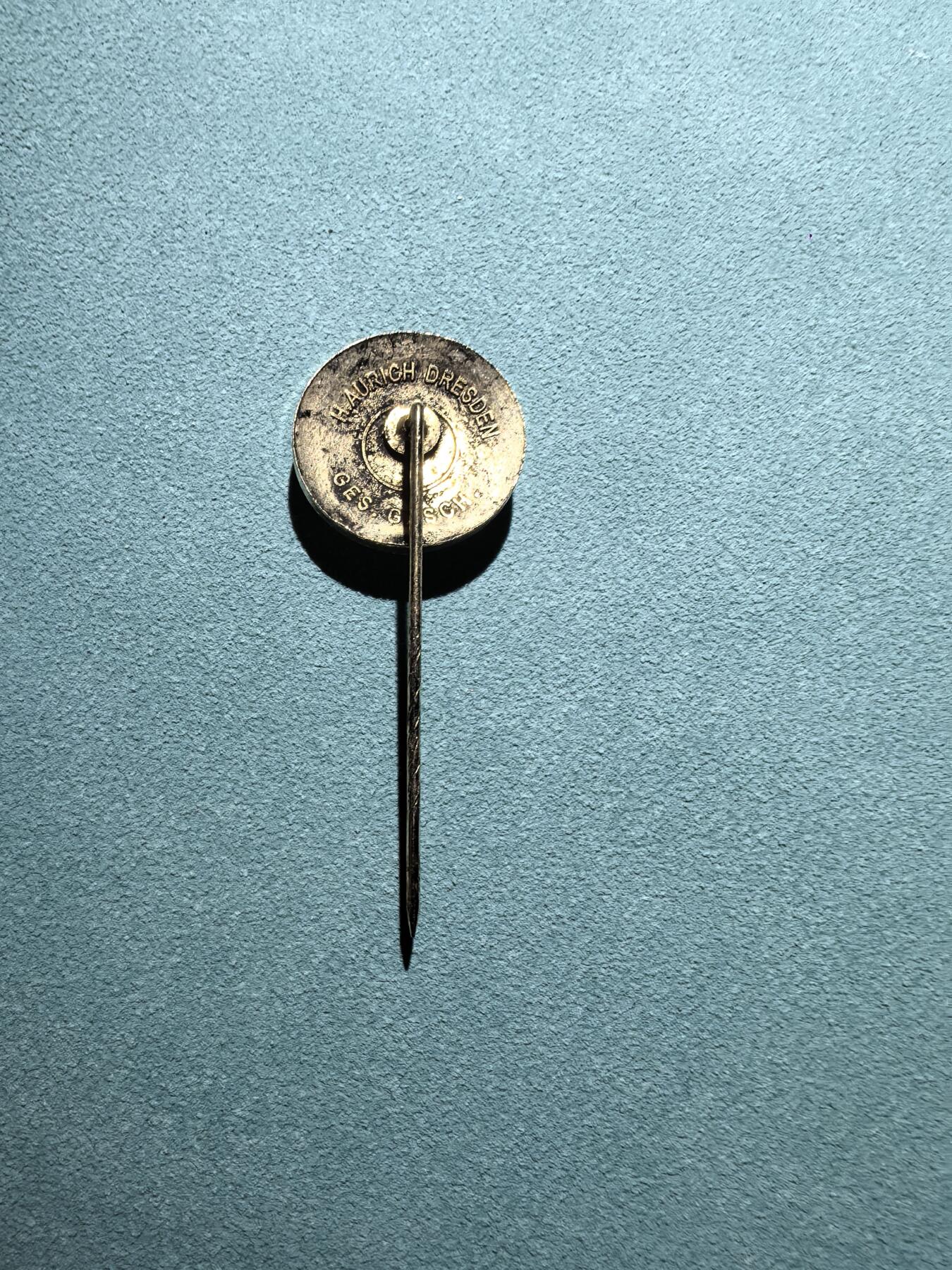 盛世勋华——号角文化勋章邮票专场拍卖第287期 德国（1939）帝国防空联盟（RLB）高级会员证章别针 珐琅质地 少见带厂标