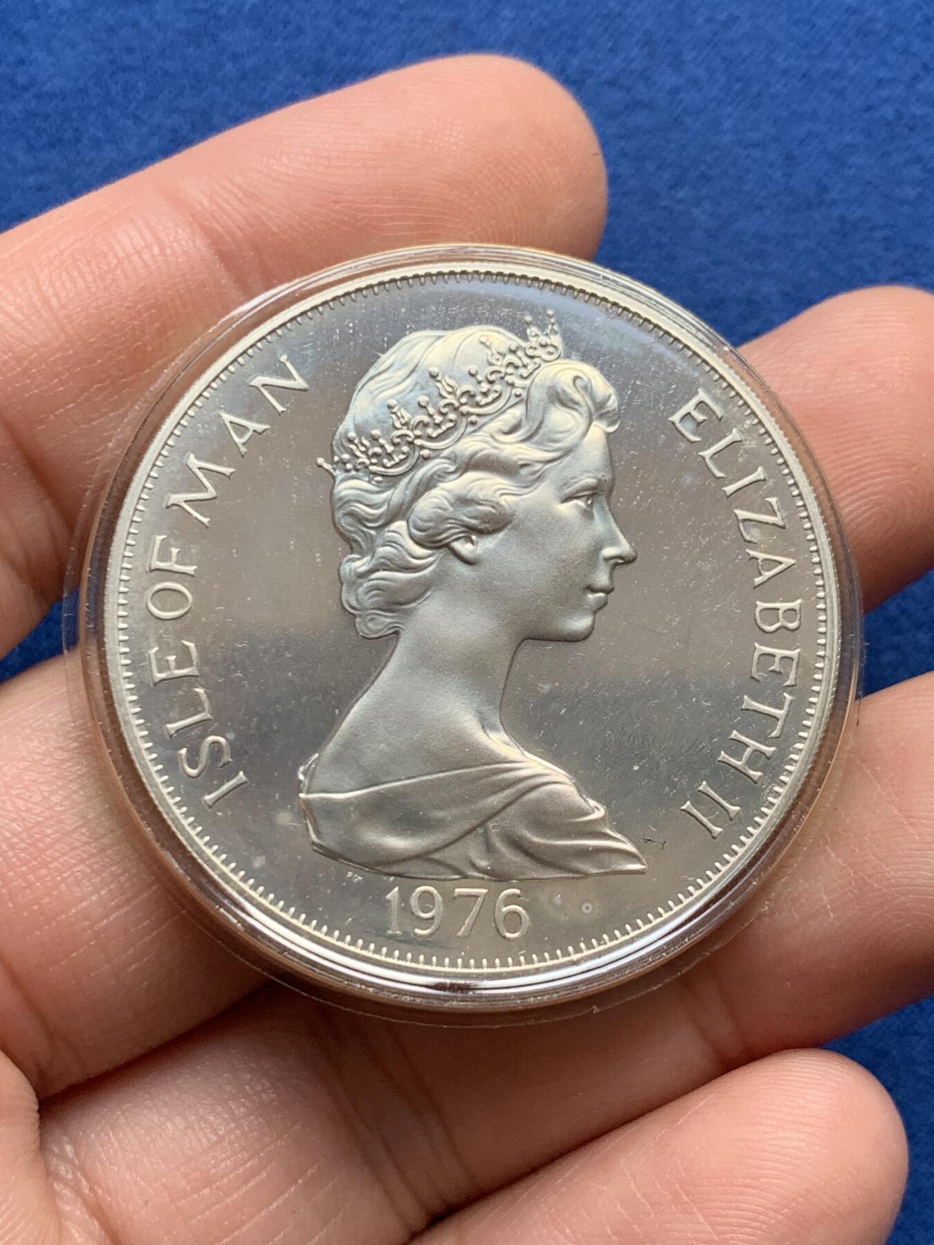 《竞宝斋》第436场 周日，周一2场连拍 （全场包邮） 马恩岛1976年美国独立200周年1克朗银币 带盒