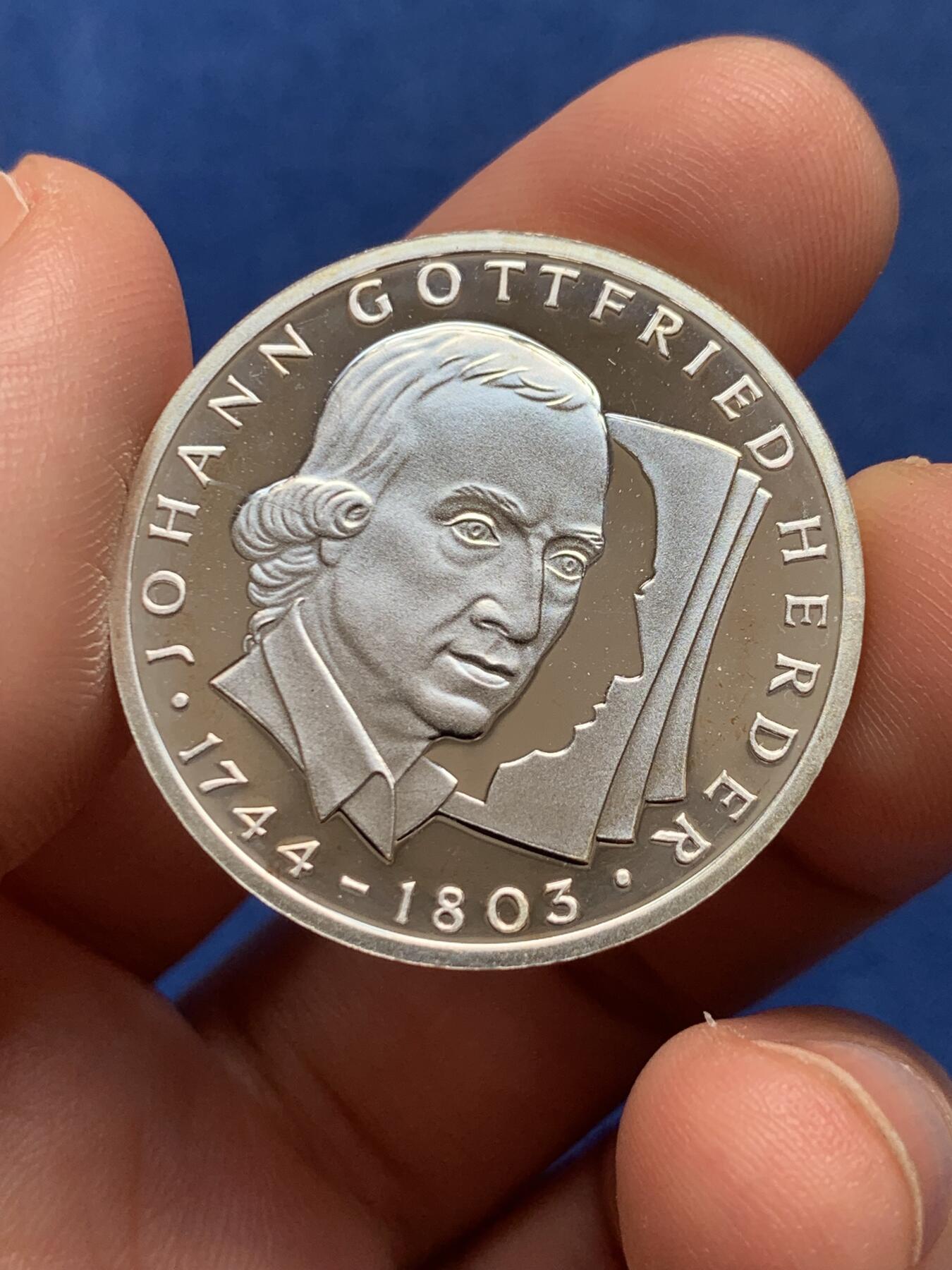 《竞宝斋》第436场 周日，周一2场连拍 （全场包邮） 德国 1994年 约翰·戈特弗里德·赫尔德（德国文艺理论家） 诞辰250周年纪念10马克银币 G版 15.5克 625银