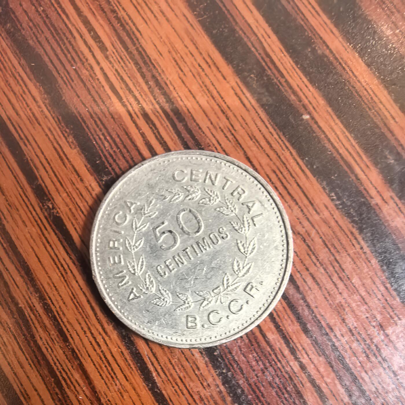 泡泡币外币第二十六场可代拍15038385335微信 哥斯达黎加50分。