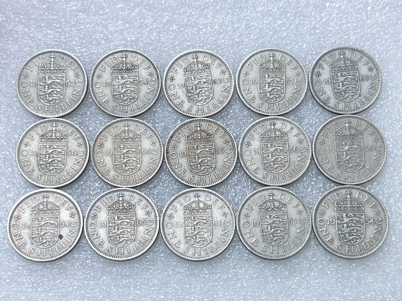 第一海外回流一元起拍收藏 散集专场  第264期 英国1先令三狮版硬币 15枚