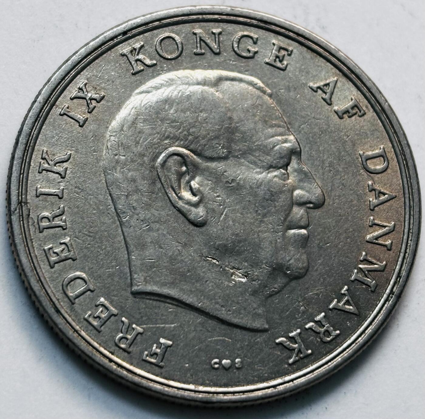 文馨钱币收藏第 280 场， 长期接收代拍品 好品 1961 年丹麦佛雷德里克九世国王 5 克朗，第一版