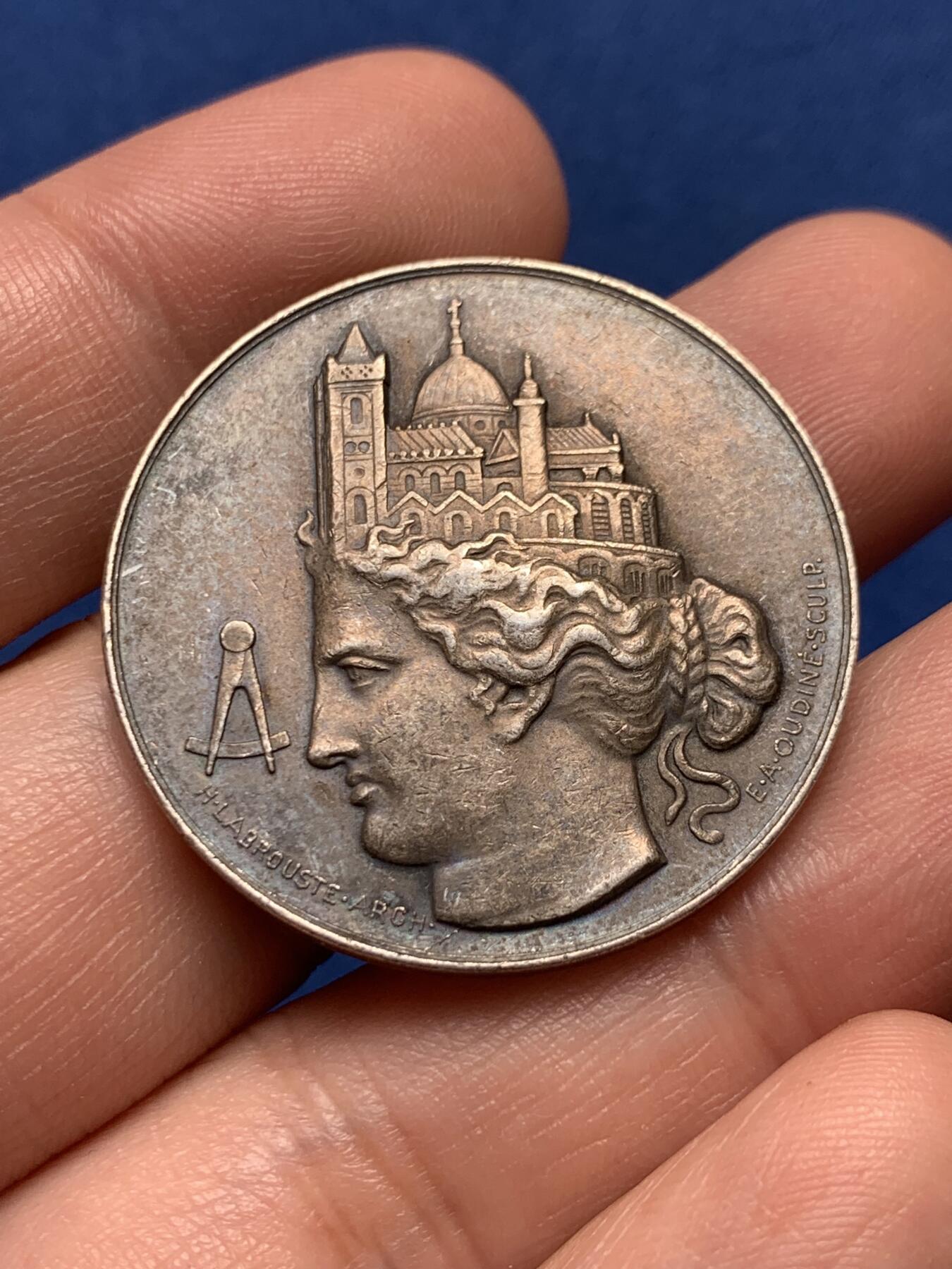 《竞宝斋》第436场 周日，周一2场连拍 （全场包邮） 法国建筑中央协会银代币 33.5mm 15.25g 丰饶角银标边铭