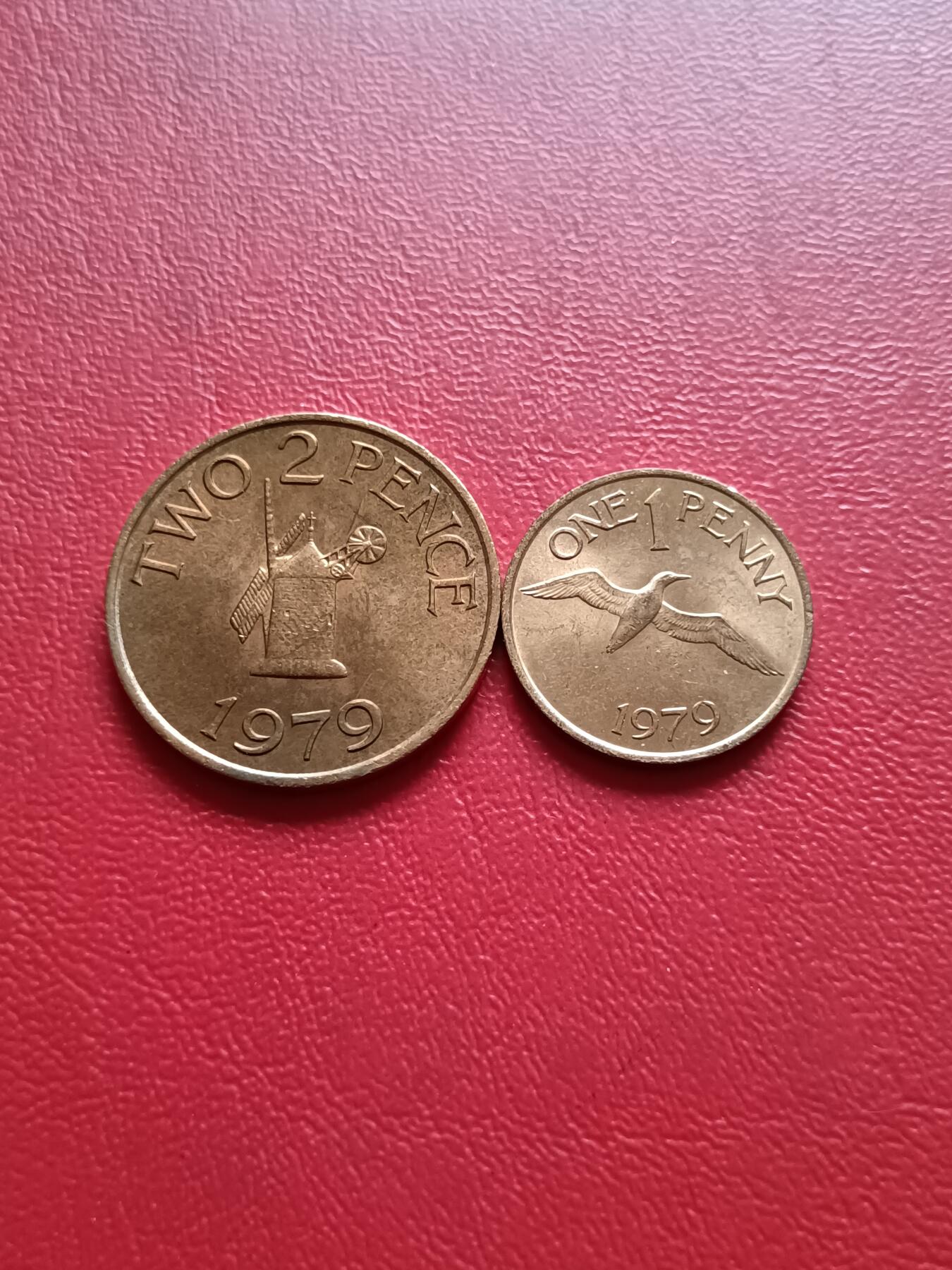 【云涧收藏】第七十八场 根西1979年1、2便士2枚