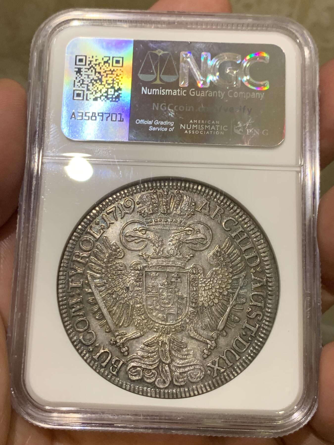 《竞宝斋》第436场 周日，周一2场连拍 （全场包邮） 亚军分 NGC MS63 神圣罗马帝国 1719年 卡尔六世 泰勒大银币 细节好 原味包浆 热门大波浪