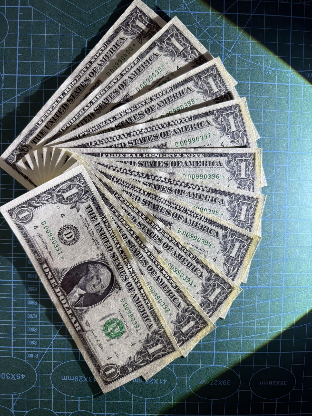 【炜奕收藏】，第五十期 2021年美国1美元补号标十，UNC品相，号码无47