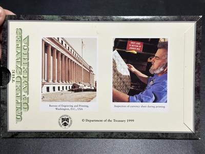 《外钞收藏家》第五百八十三期（精选场）（本期拍品丰富）（本平台长期征集拍品、欢迎藏友们联系合作） - 1996年首发20美元（3A）稀有千位号无47 原装册子 全新但有潮斑