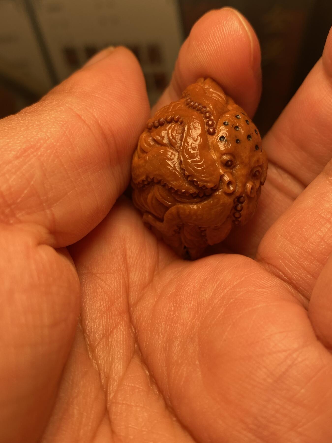 大佬都在看的苏工核雕捡漏价