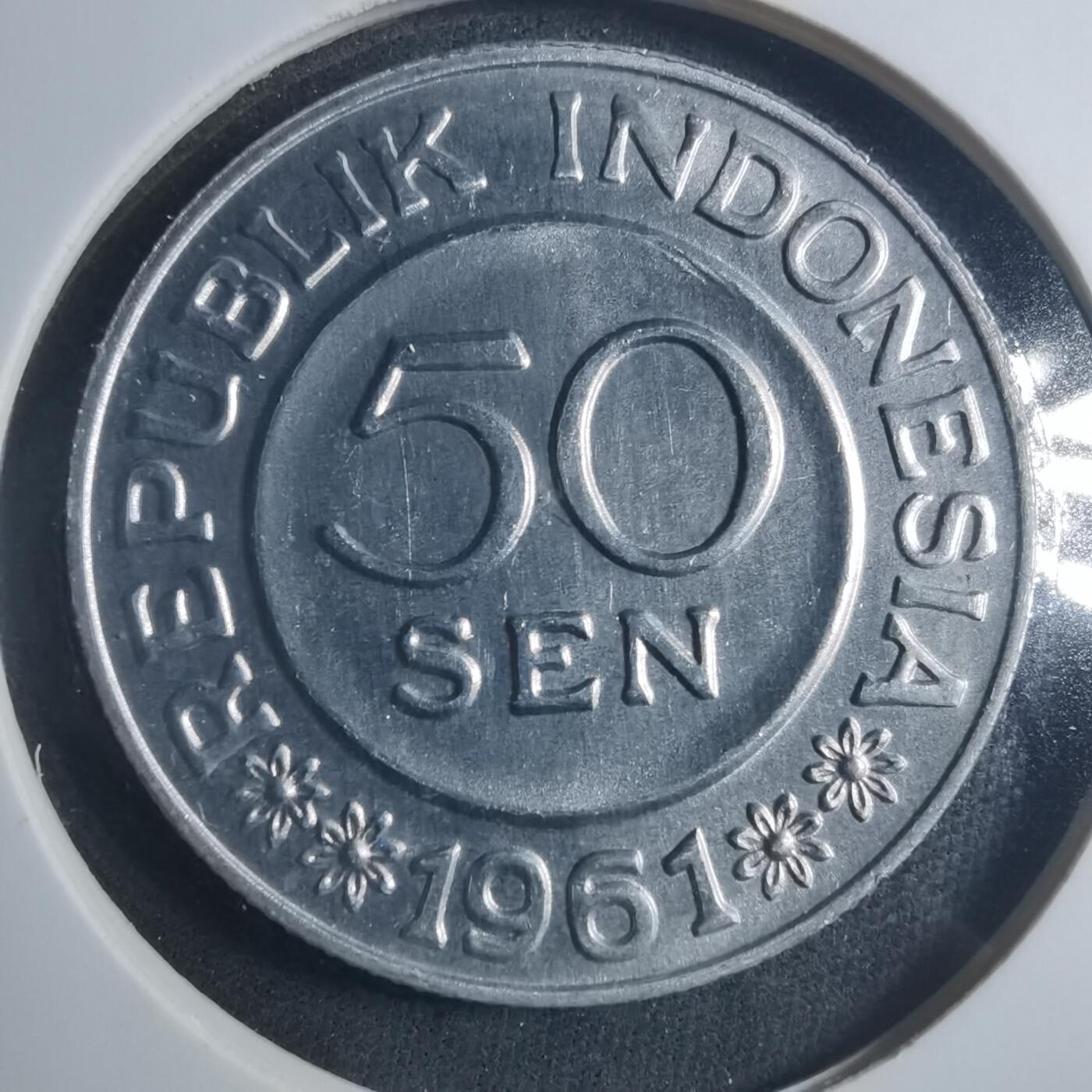 沼泽如烟--第896场 印度尼西亚1961年50分