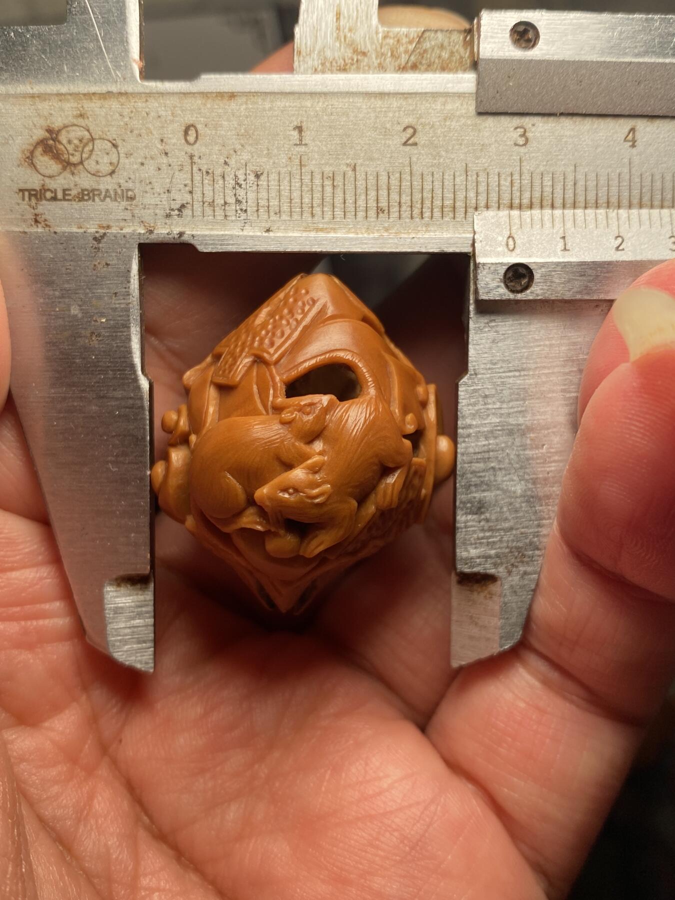 大佬都在看的苏工核雕捡漏价