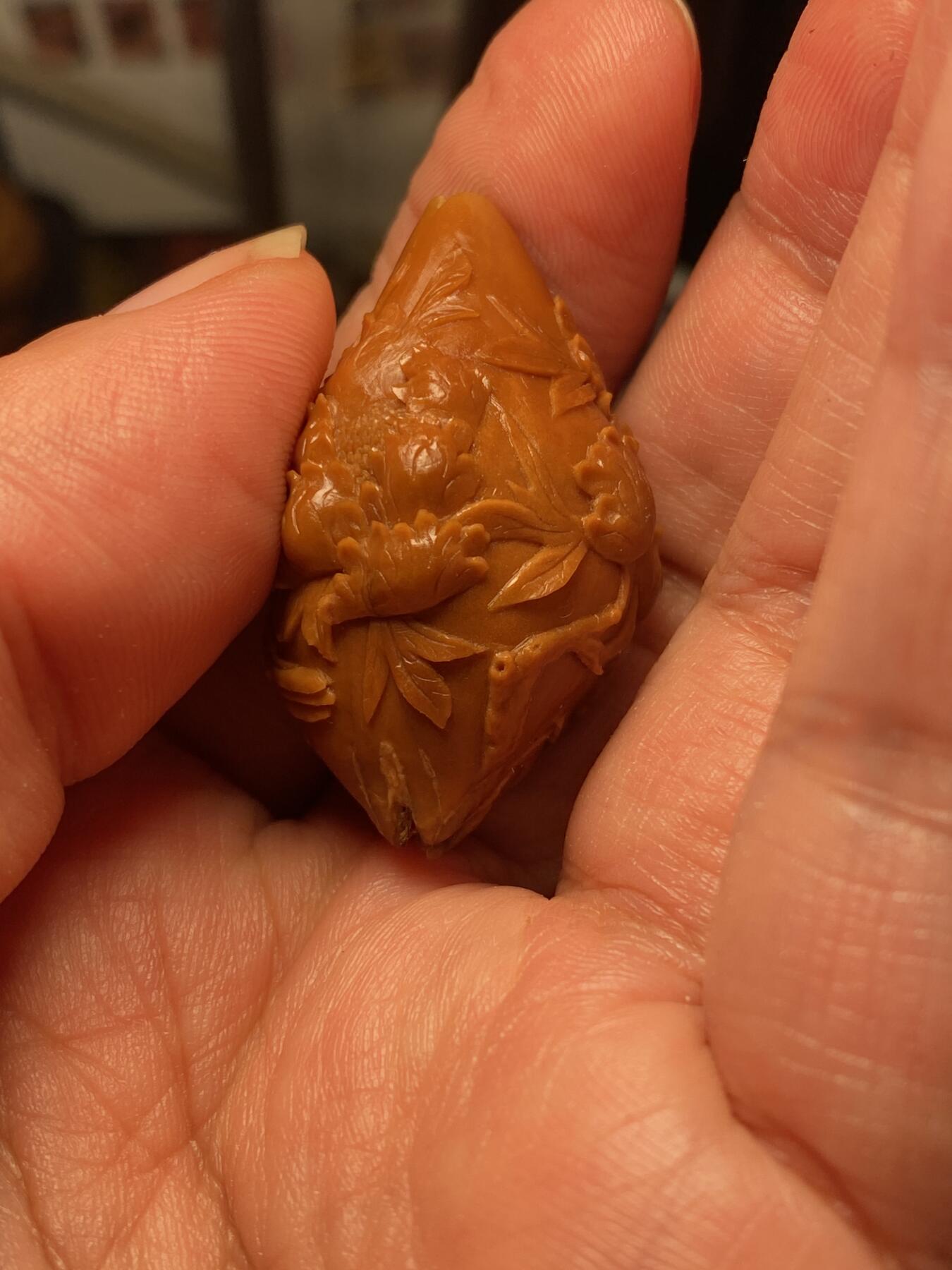 大佬都在看的苏工核雕捡漏价