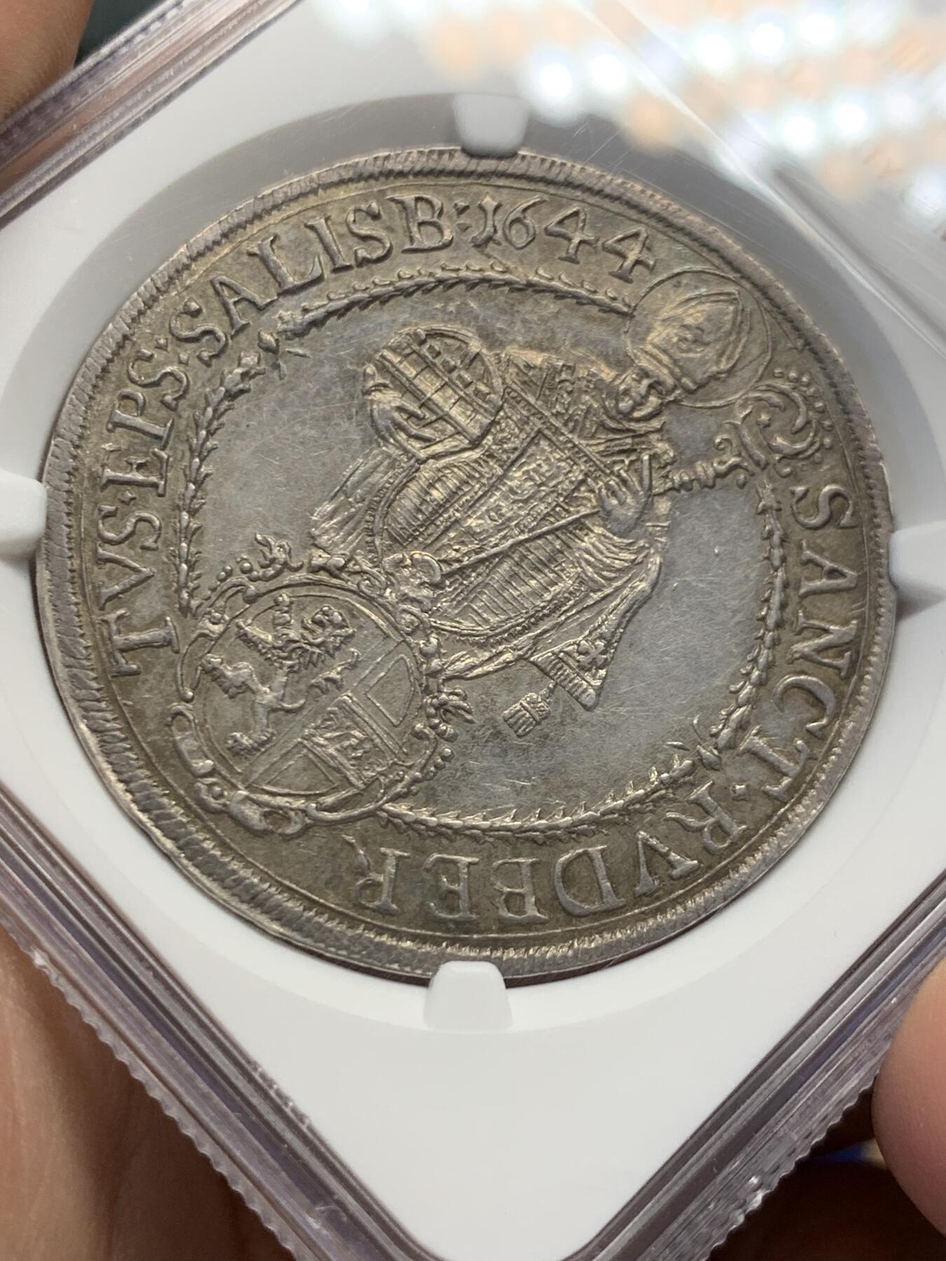 《竞宝斋》第436场 周日，周一2场连拍 （全场包邮） 唯一亚军分 NGC MS61 神圣罗马帝国 1644年 萨尔茨堡抱婴泰勒大银币 深打 反正面人物全脸 包浆也同样漂亮