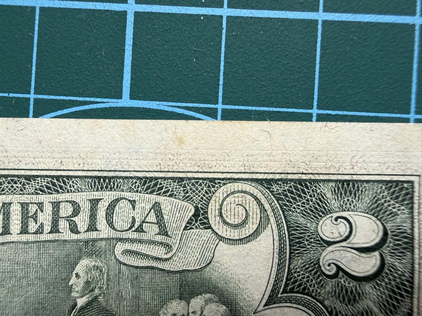 【炜奕收藏】，第五十期 1976年美国2美元，UNC-品相，有轻微黄点