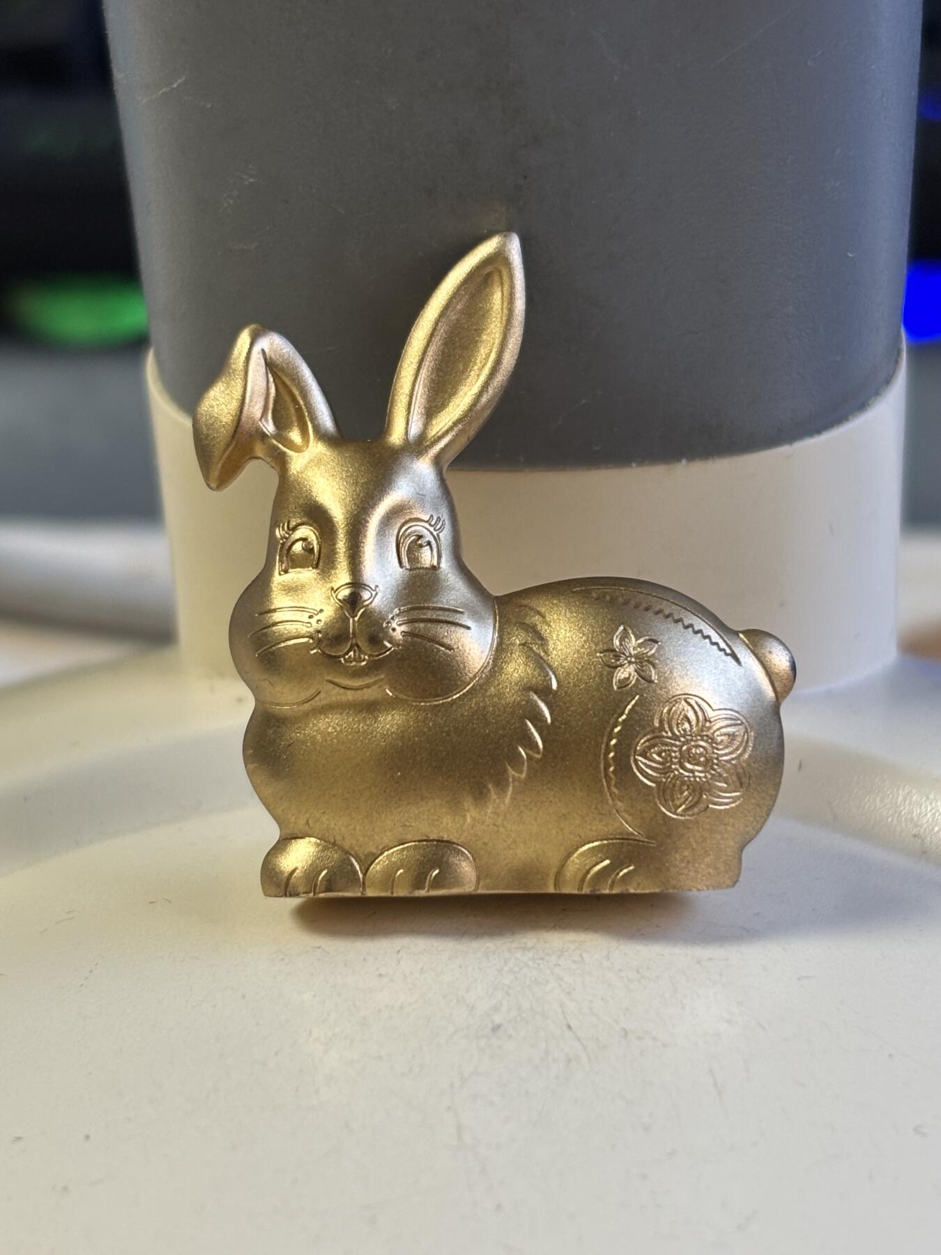 第181期拍卖 蒙古2023年中国生肖系列兔年1盎司镀金纪念银币，999银，发行888枚