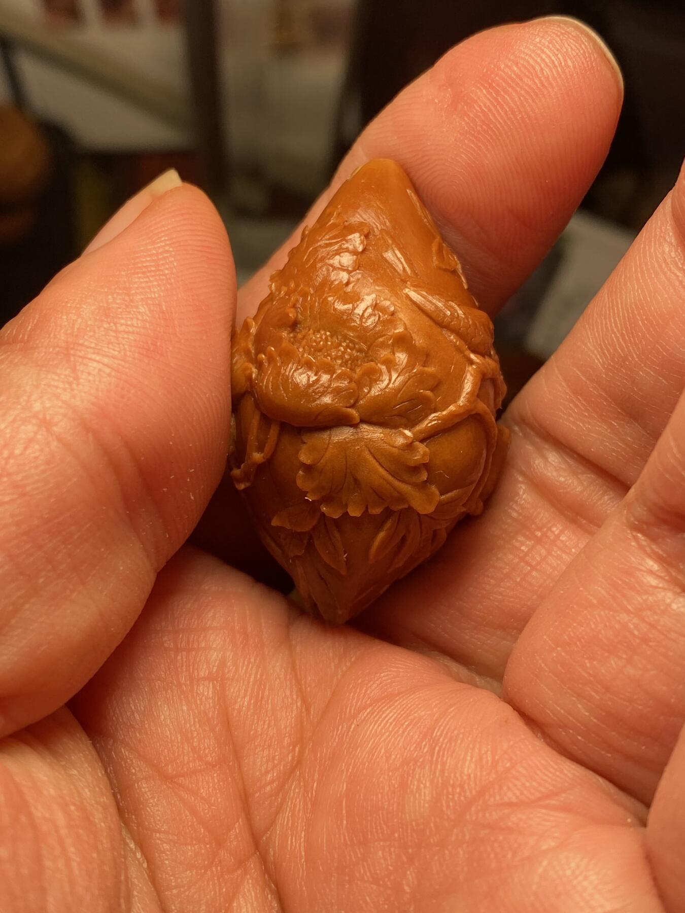 大佬都在看的苏工核雕捡漏价