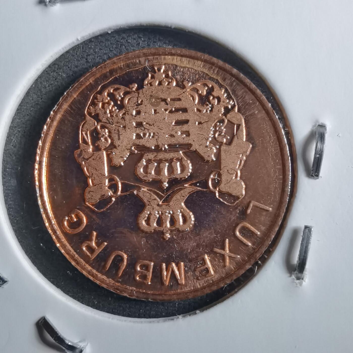 沼泽如烟--第898场 币形章非币