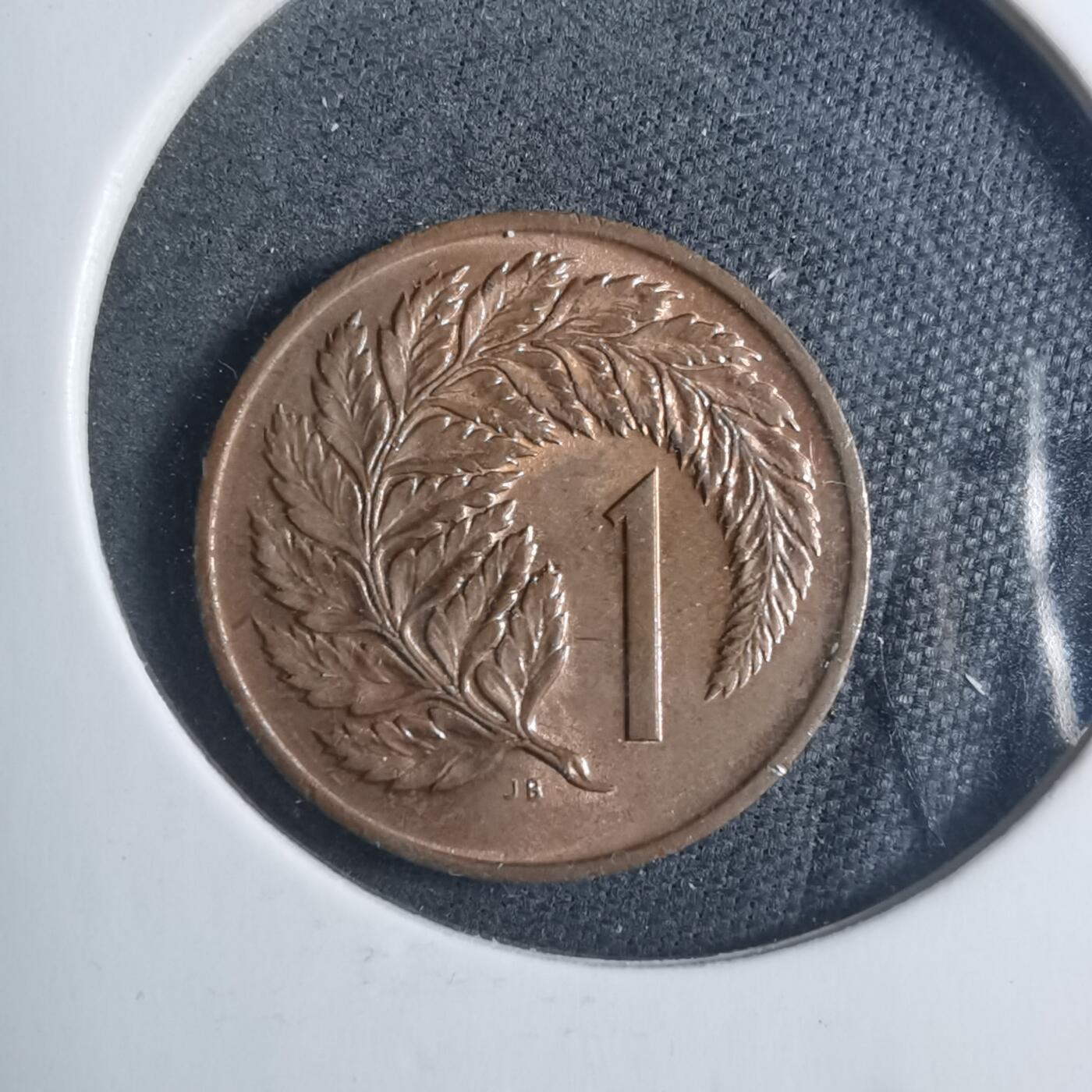 沼泽如烟--第896场 新西兰1972年一分